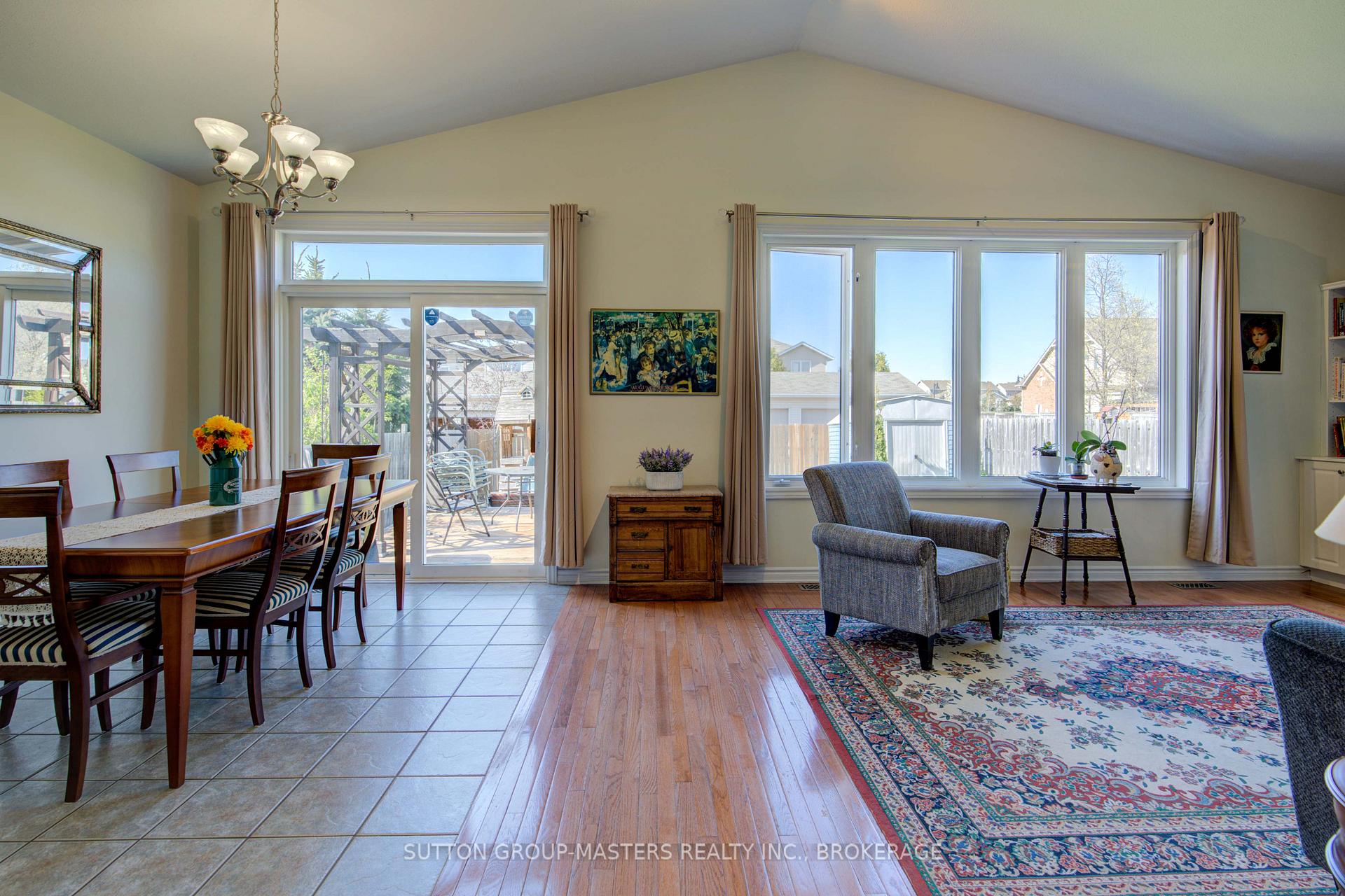 Photo 7 of 422 Cooke Crescent, Kingston, City Northwest — HOMEH