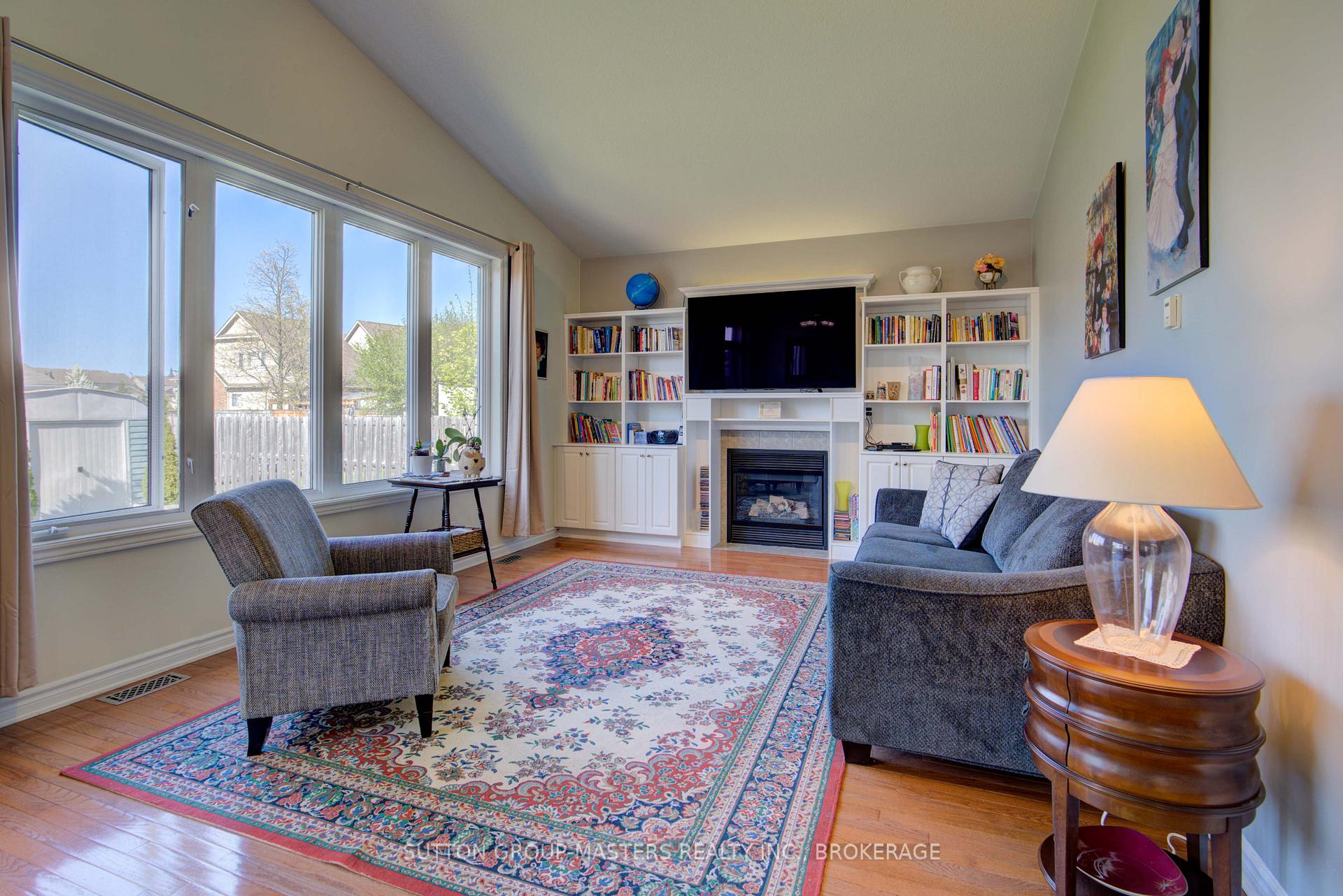 Photo 8 of 422 Cooke Crescent, Kingston, City Northwest — HOMEH