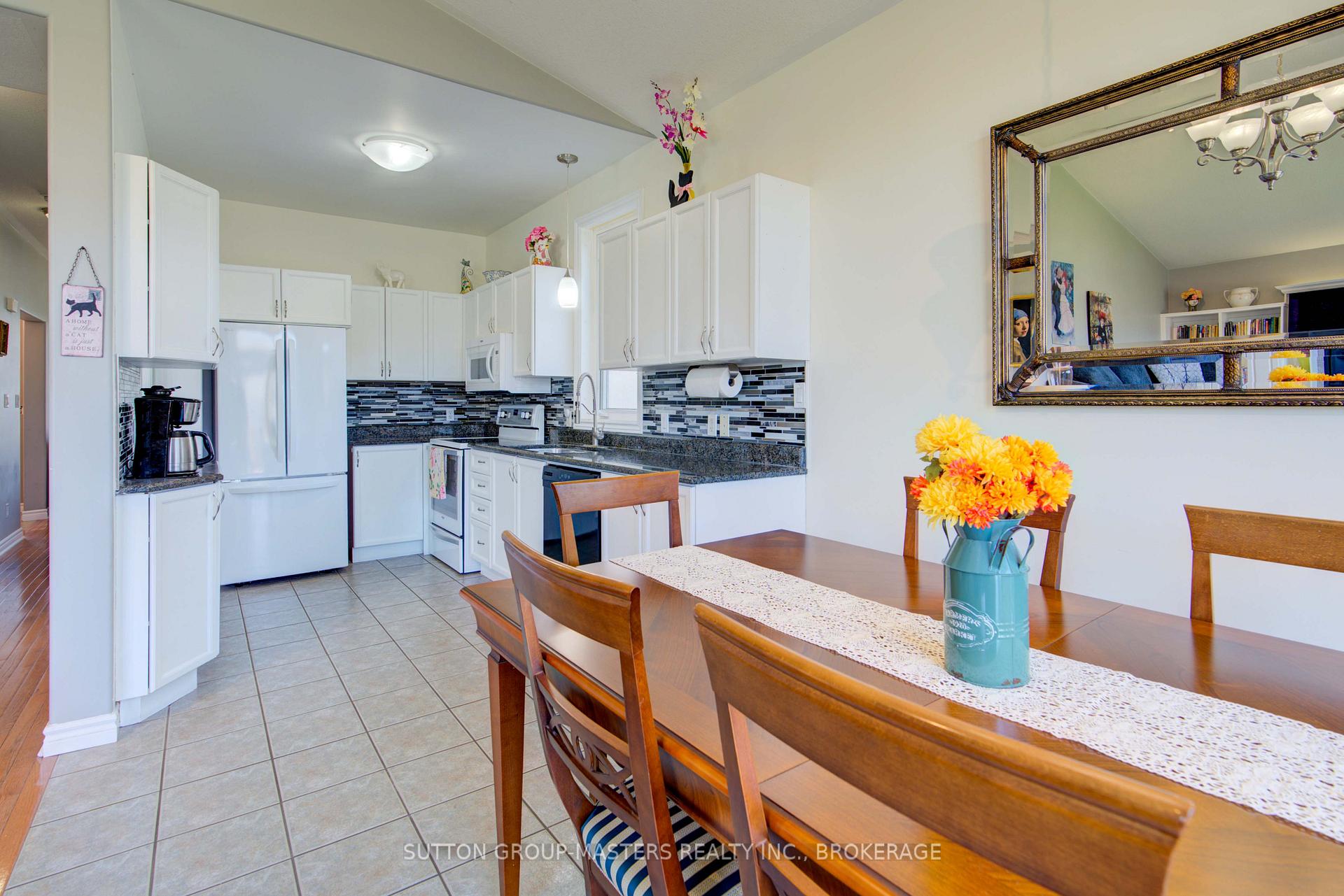 Photo 12 of 422 Cooke Crescent, Kingston, City Northwest — HOMEH