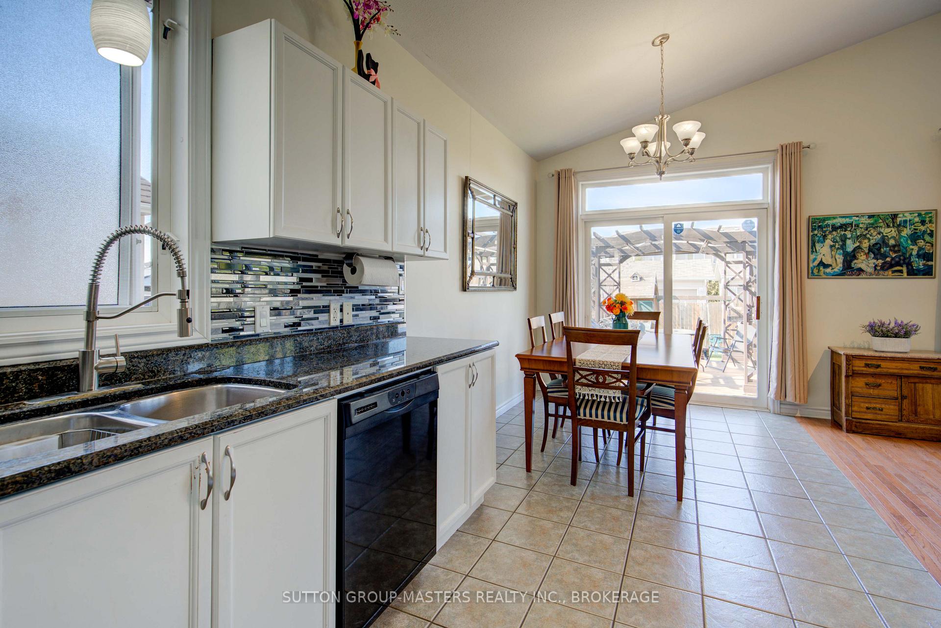 Photo 13 of 422 Cooke Crescent, Kingston, City Northwest — HOMEH