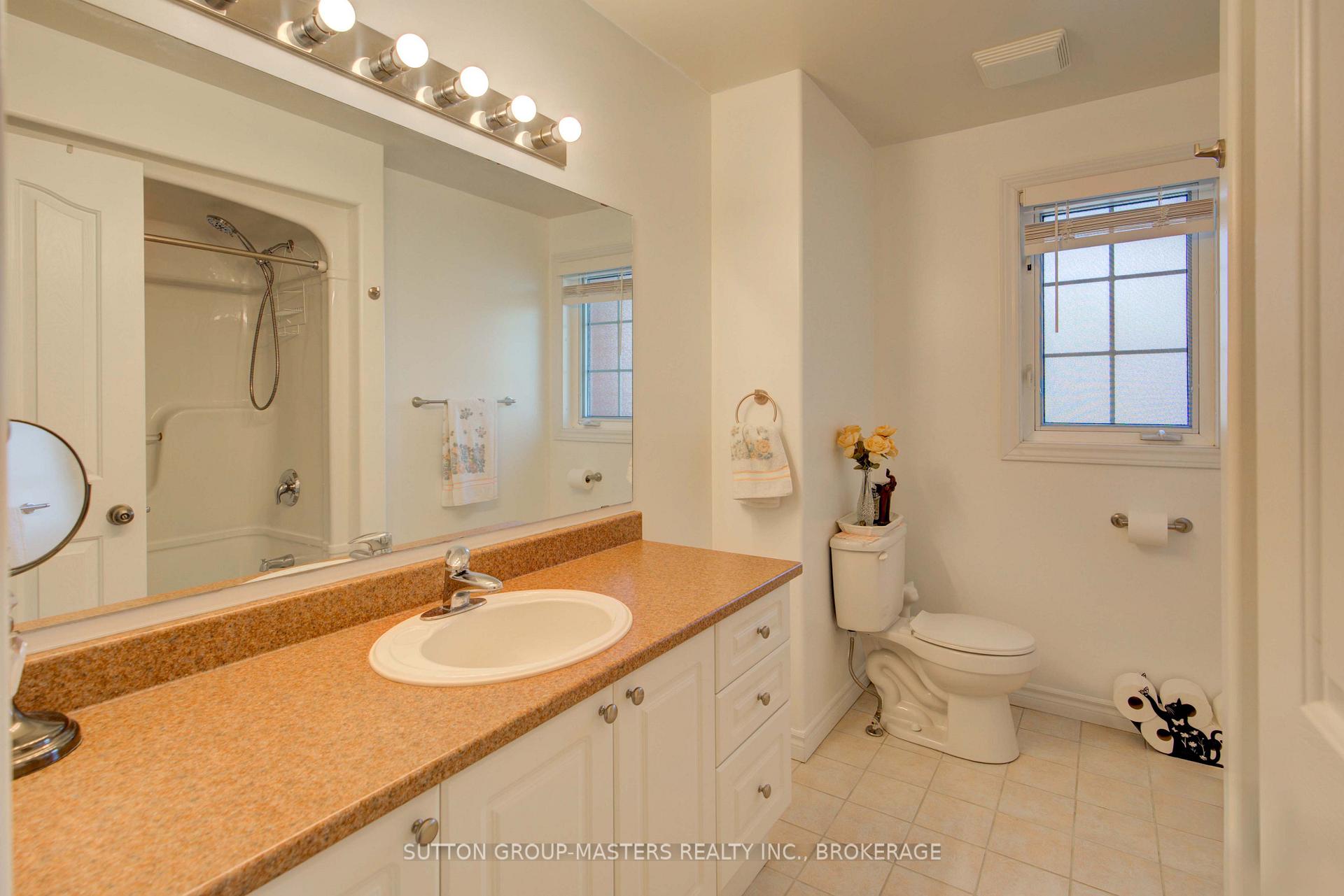 Photo 21 of 422 Cooke Crescent, Kingston, City Northwest — HOMEH