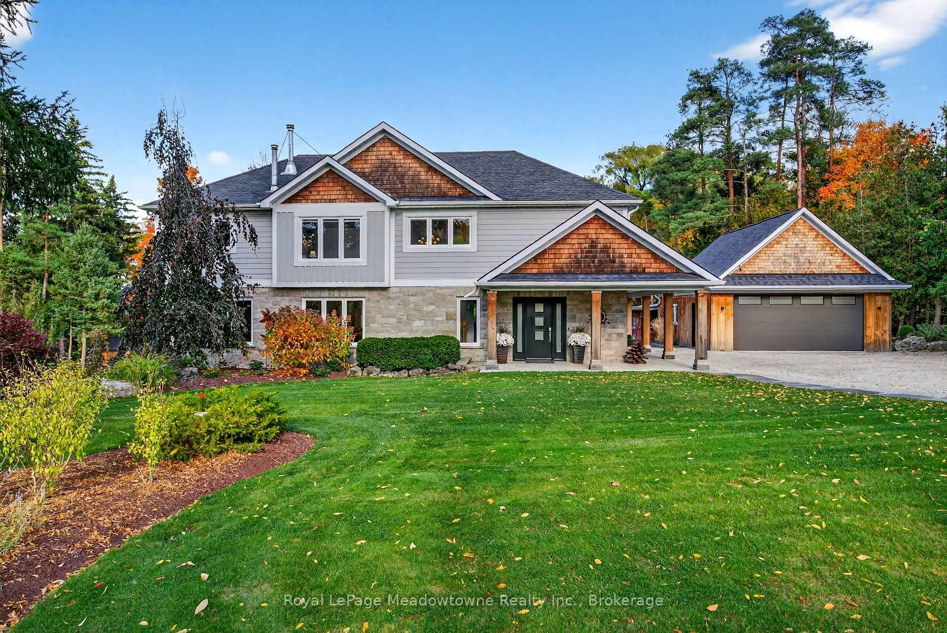 Photo 4 of 8495 Appleby Line, Milton, Campbellville — HOMEH