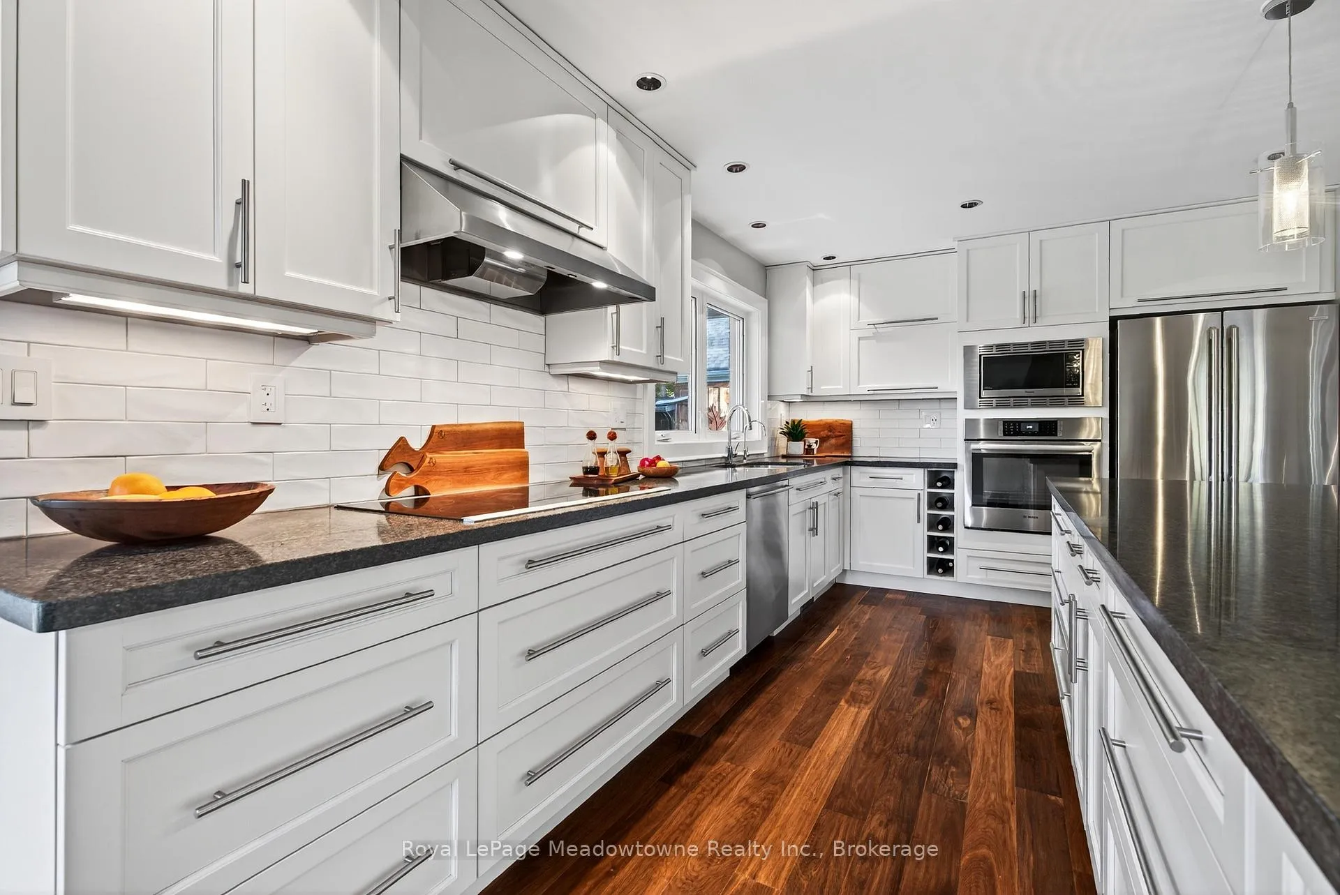 Photo 10 of 8495 Appleby Line, Milton, Campbellville — HOMEH