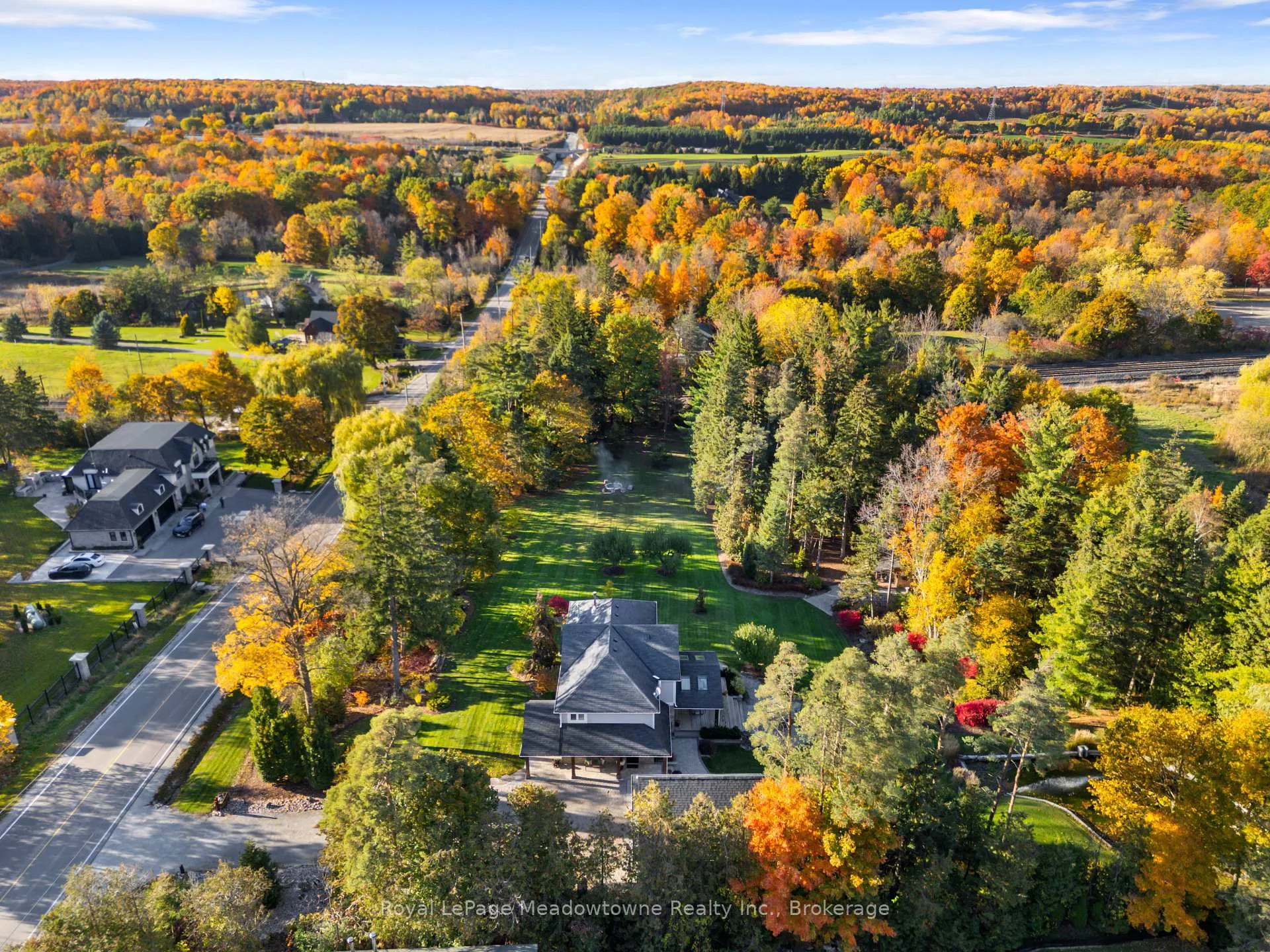 Photo 49 of 8495 Appleby Line, Milton, Campbellville — HOMEH