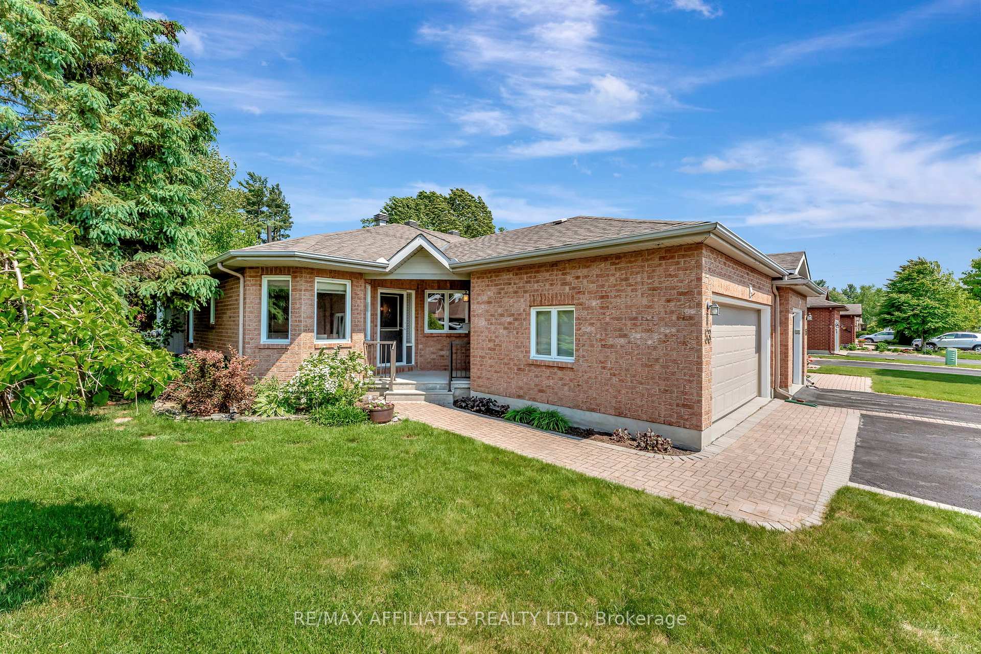Photo 1 of 53 Bunting Lane, Ottawa, Kanata - Bridlewood — HOMEH