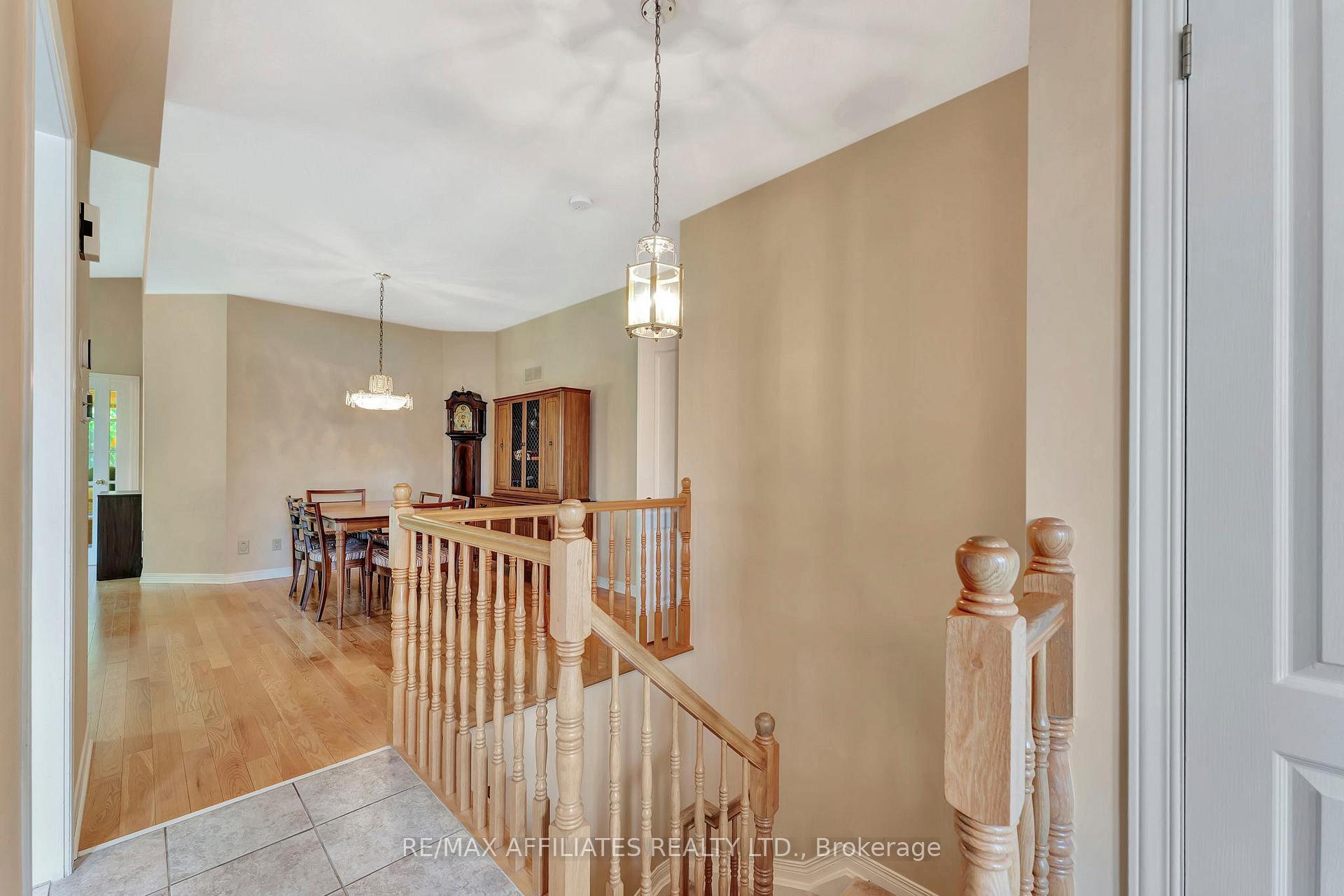 Photo 7 of 53 Bunting Lane, Ottawa, Kanata - Bridlewood — HOMEH