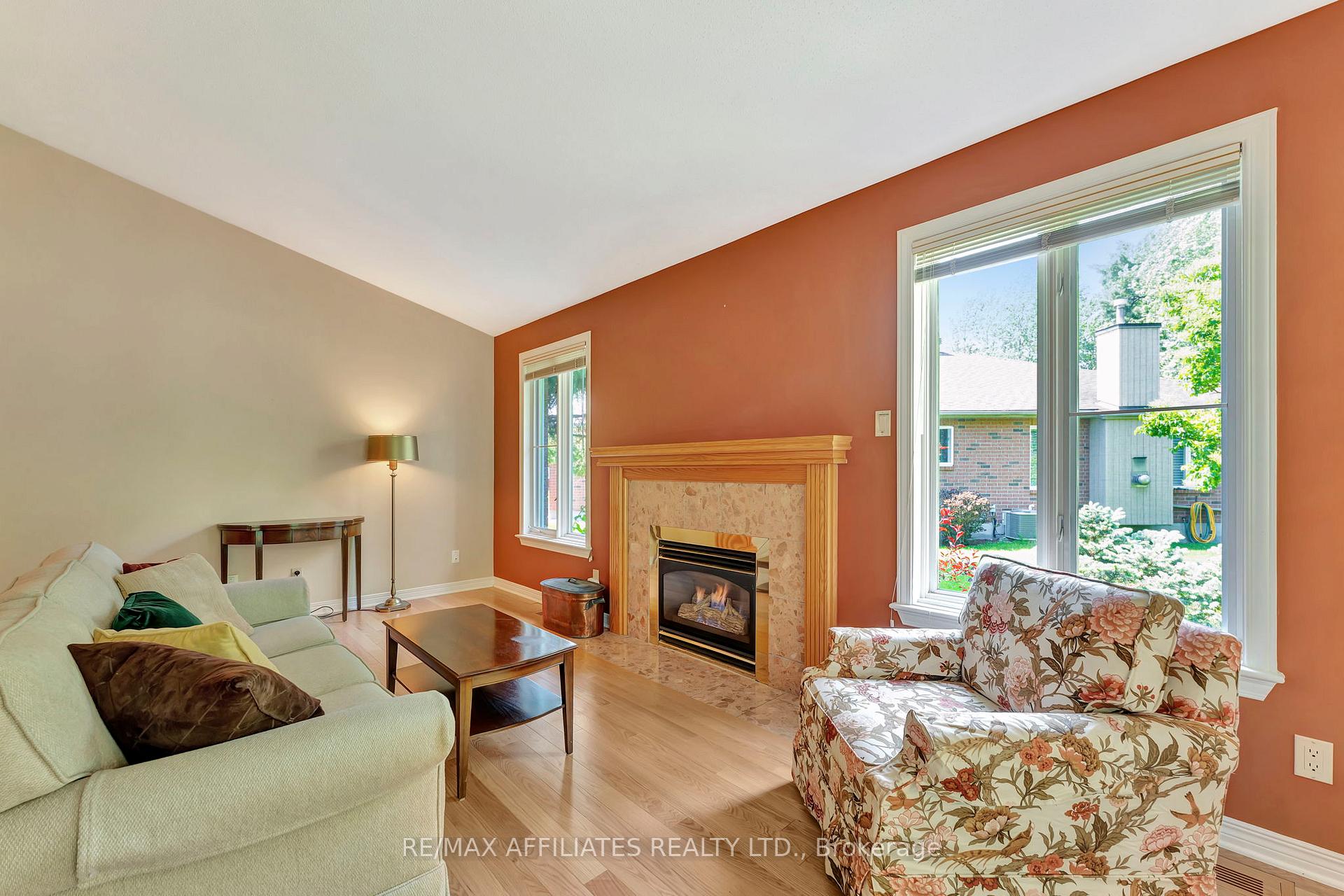 Photo 16 of 53 Bunting Lane, Ottawa, Kanata - Bridlewood — HOMEH