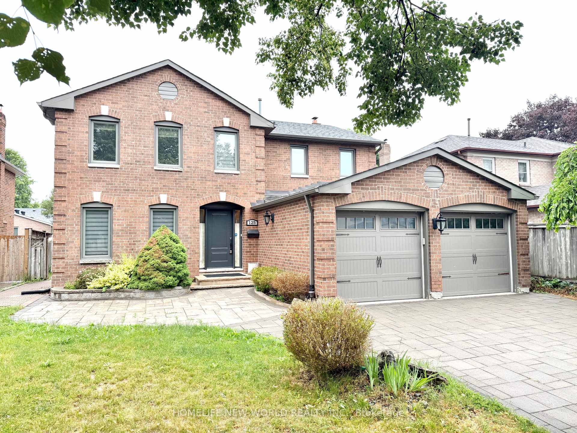 Photo 1 of 125 Aitken Circle, Markham, Unionville — HOMEH