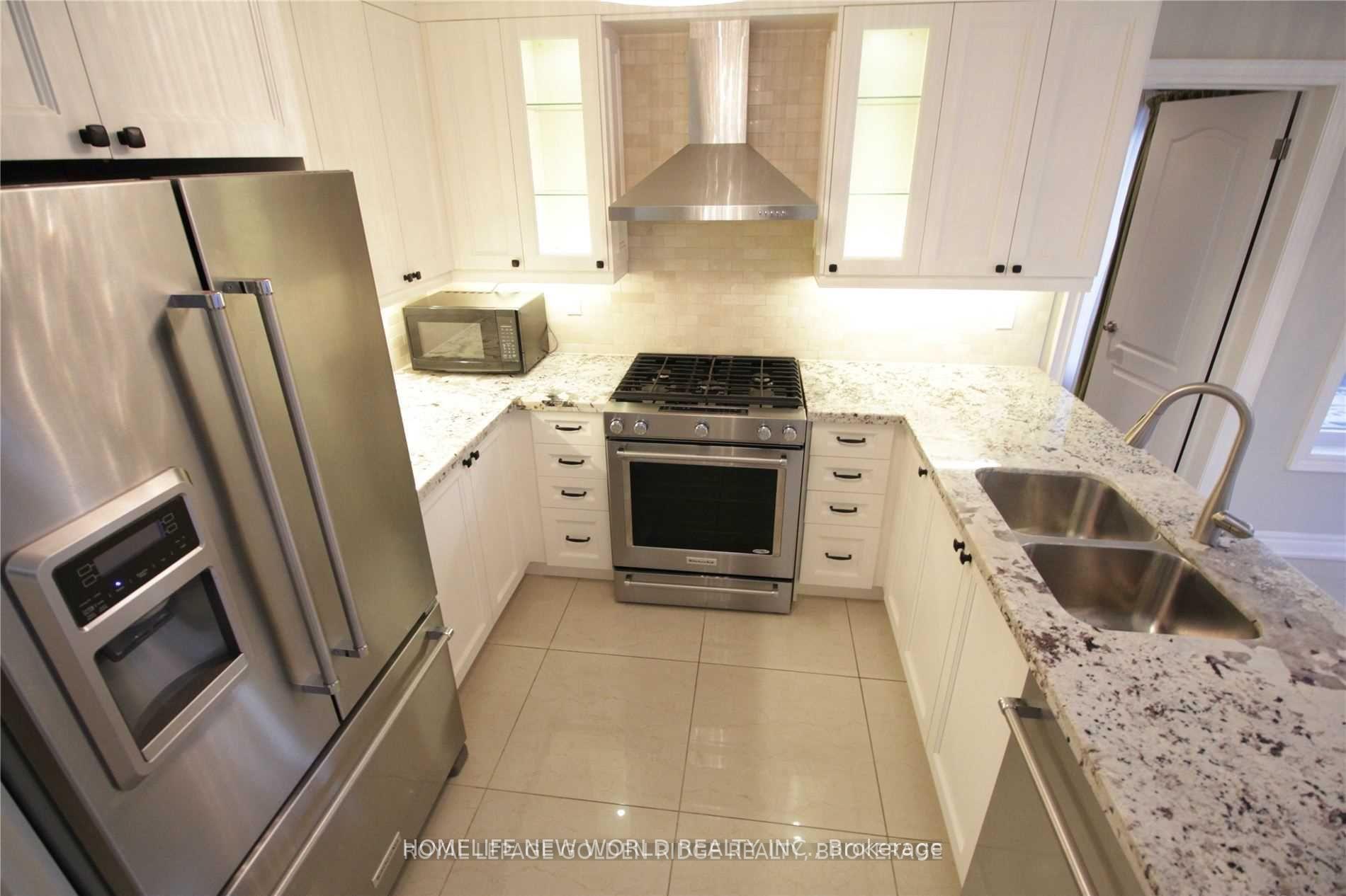 Photo 11 of 125 Aitken Circle, Markham, Unionville — HOMEH