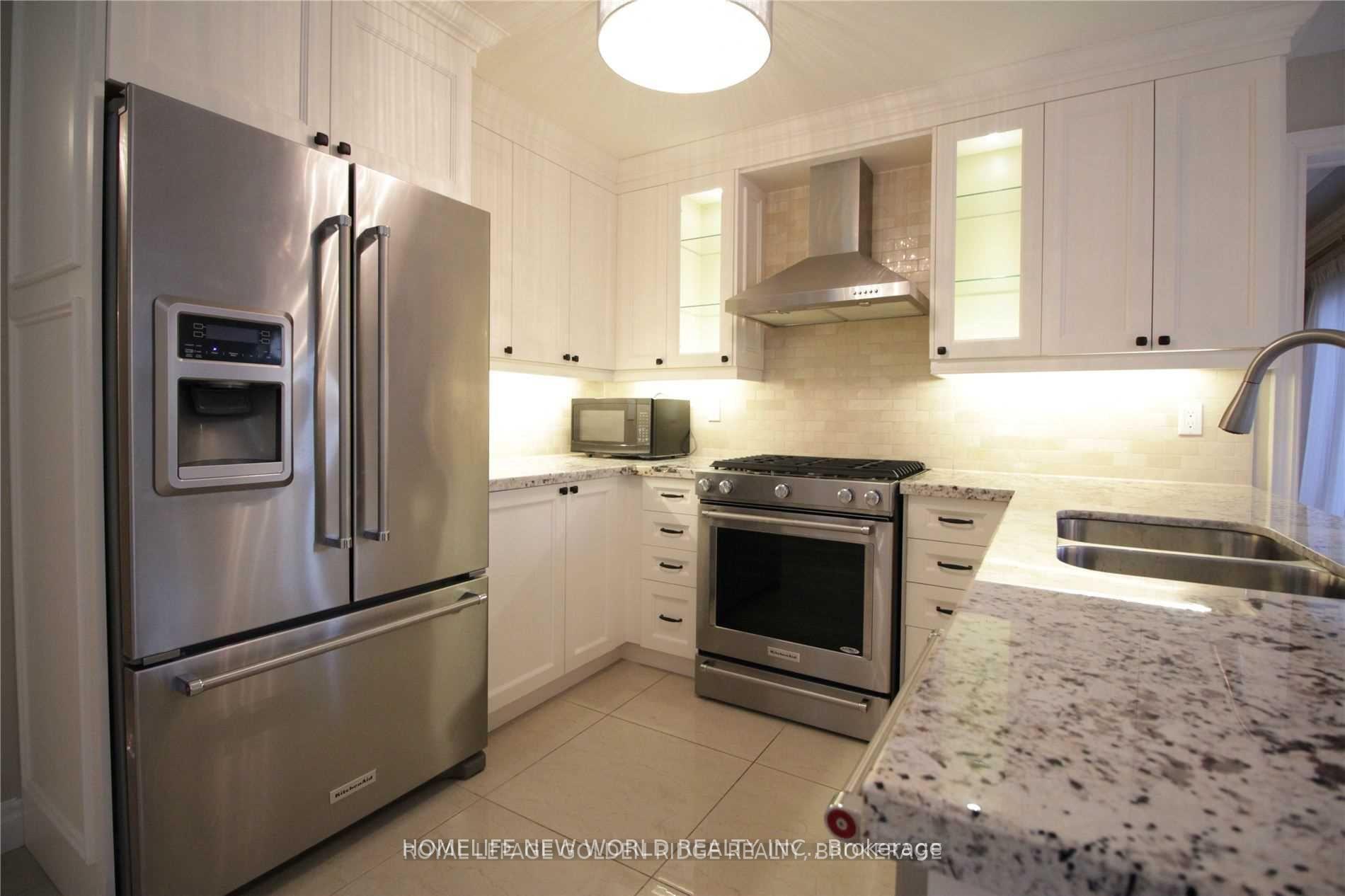 Photo 12 of 125 Aitken Circle, Markham, Unionville — HOMEH
