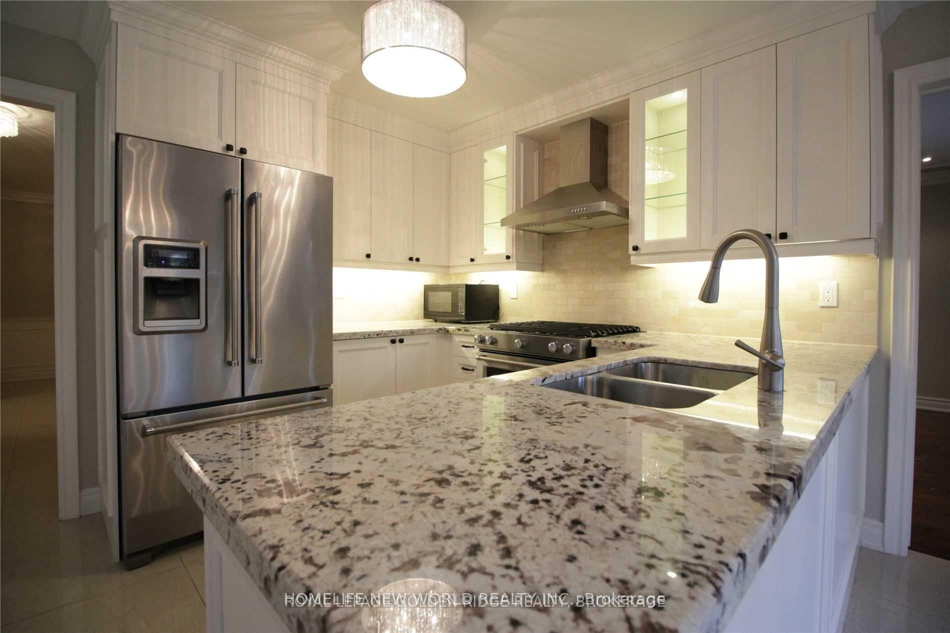 Photo 13 of 125 Aitken Circle, Markham, Unionville — HOMEH