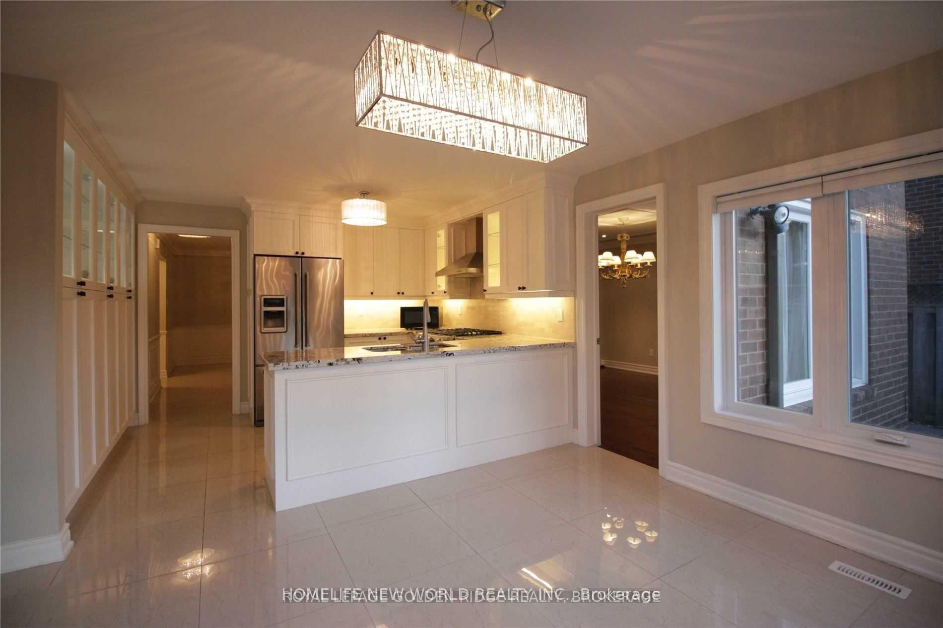 Photo 15 of 125 Aitken Circle, Markham, Unionville — HOMEH
