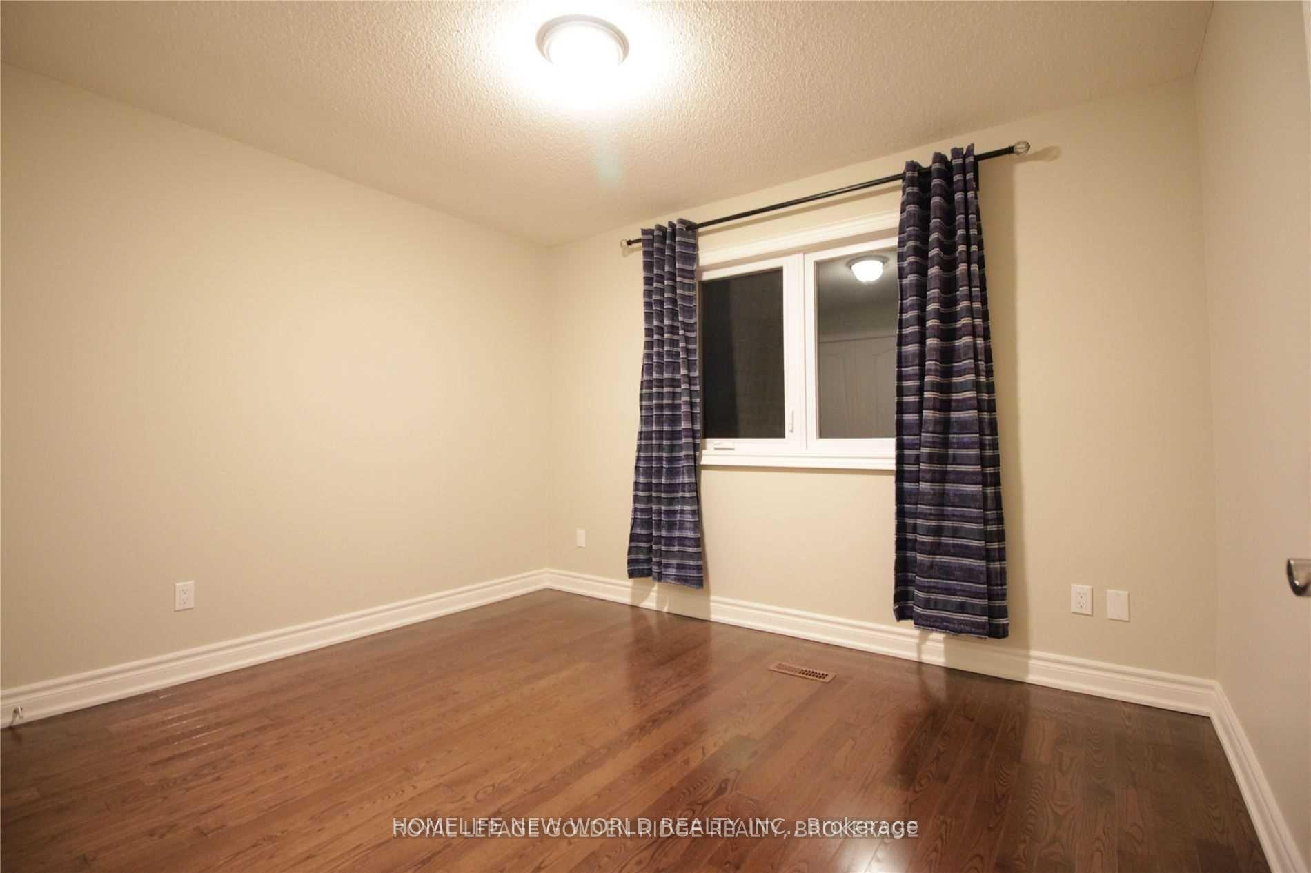 Photo 31 of 125 Aitken Circle, Markham, Unionville — HOMEH