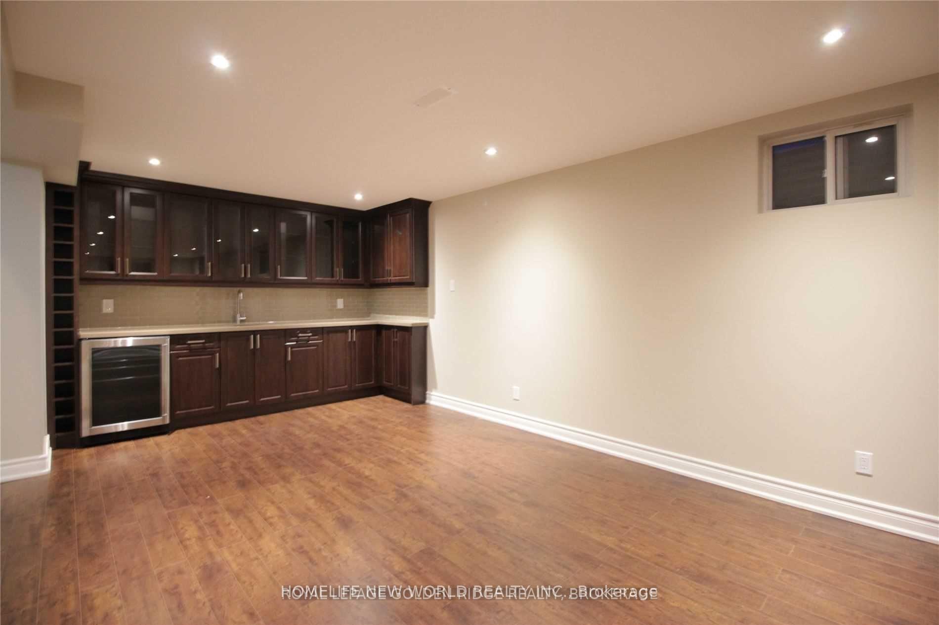 Photo 37 of 125 Aitken Circle, Markham, Unionville — HOMEH