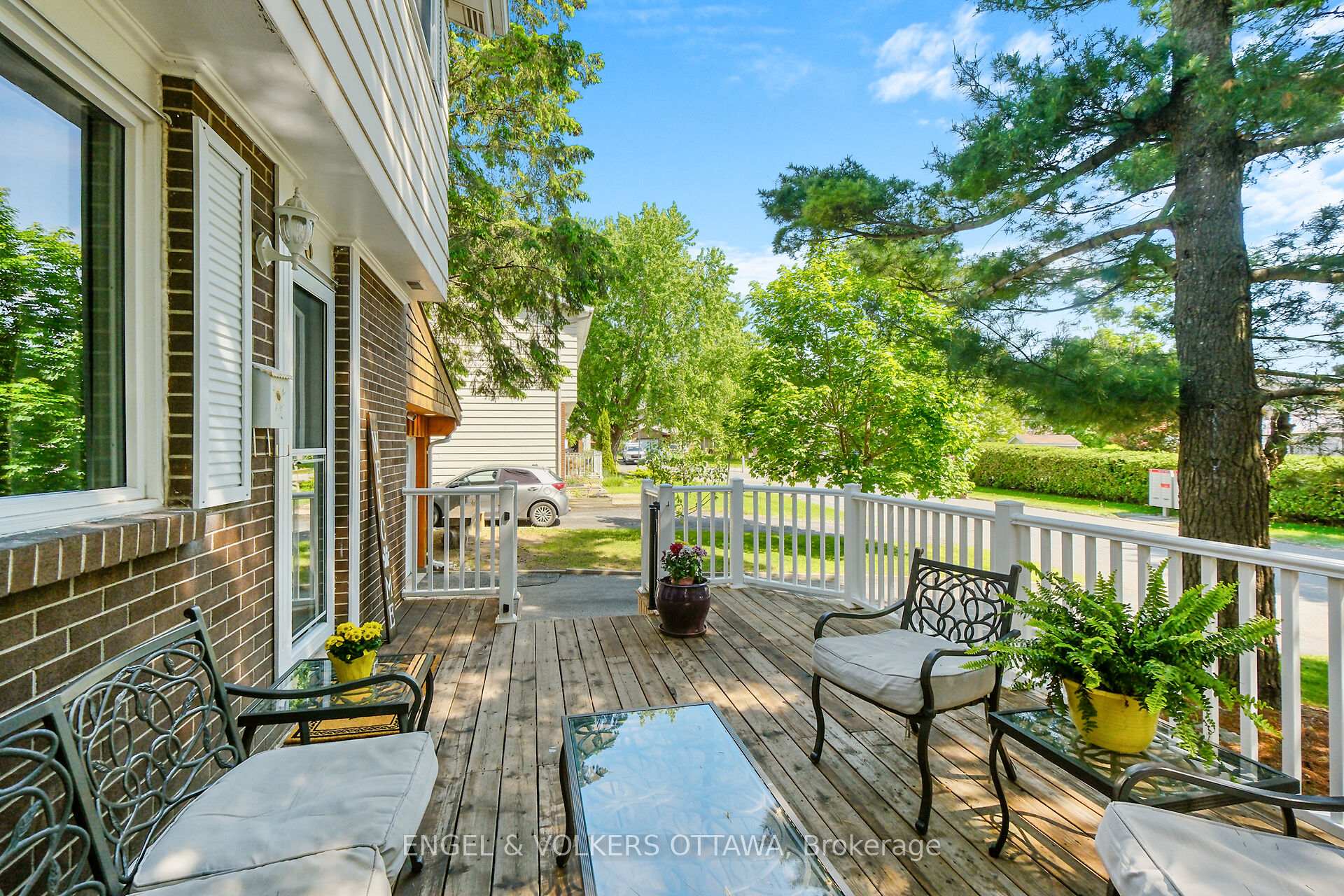 Photo 4 of 83 Shouldice Crescent, Ottawa, Kanata - Glencairn/Hazeldean — HOMEH