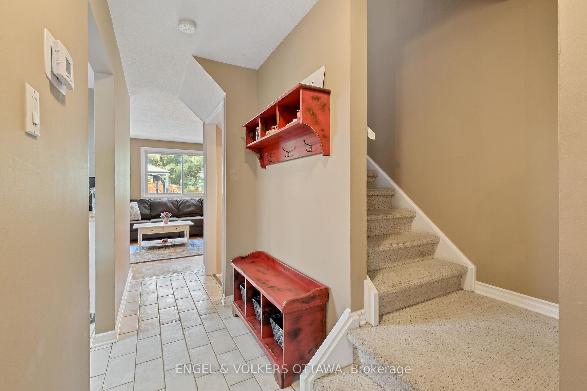 Photo 13 of 83 Shouldice Crescent, Ottawa, Kanata - Glencairn/Hazeldean — HOMEH
