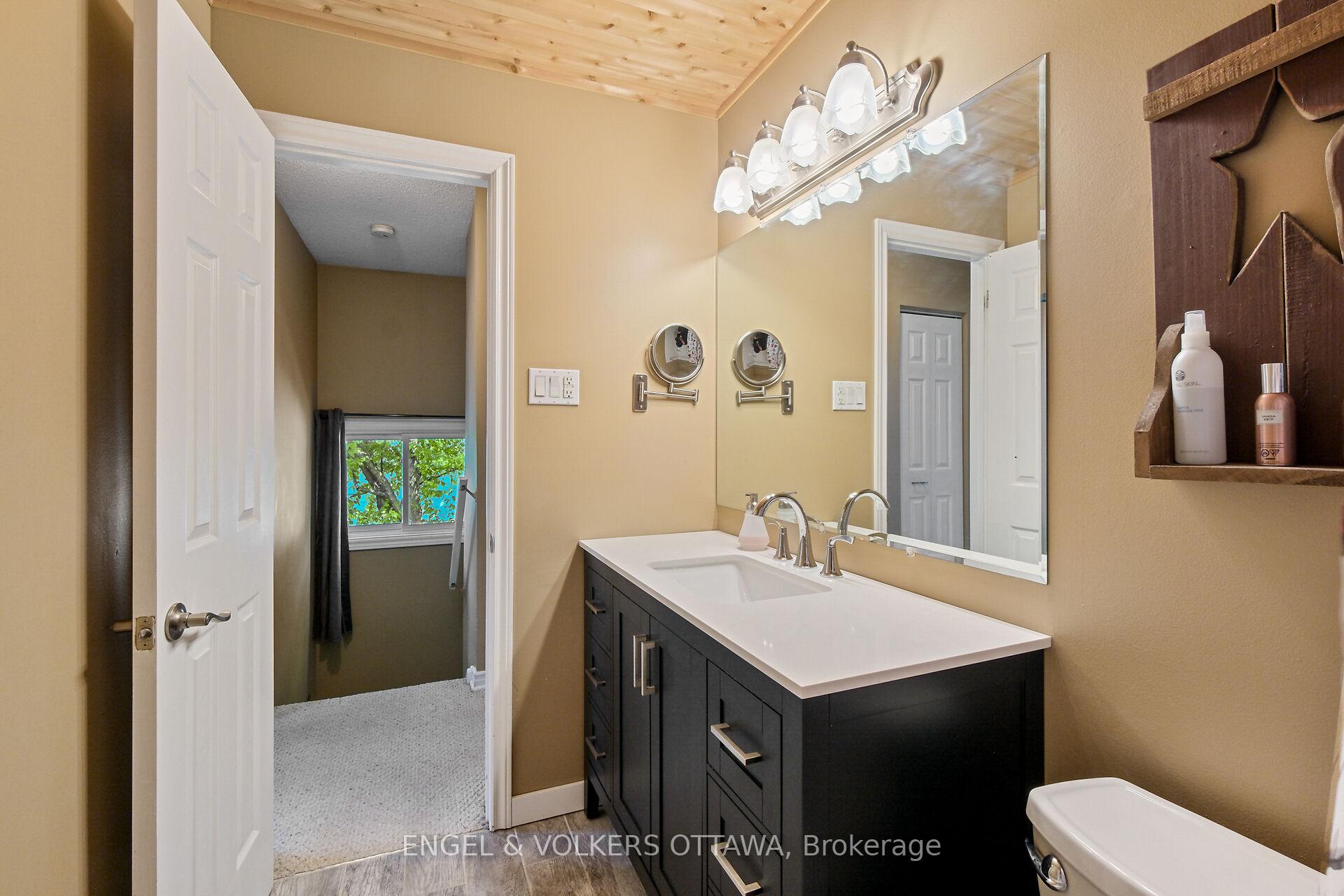 Photo 18 of 83 Shouldice Crescent, Ottawa, Kanata - Glencairn/Hazeldean — HOMEH