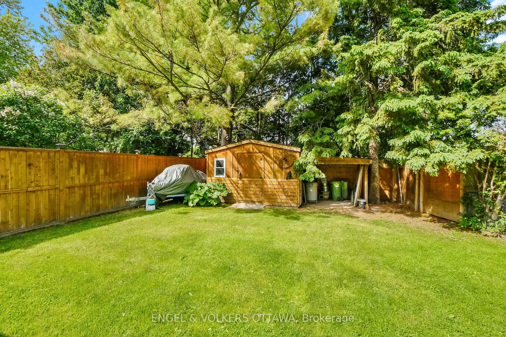 Photo 31 of 83 Shouldice Crescent, Ottawa, Kanata - Glencairn/Hazeldean — HOMEH