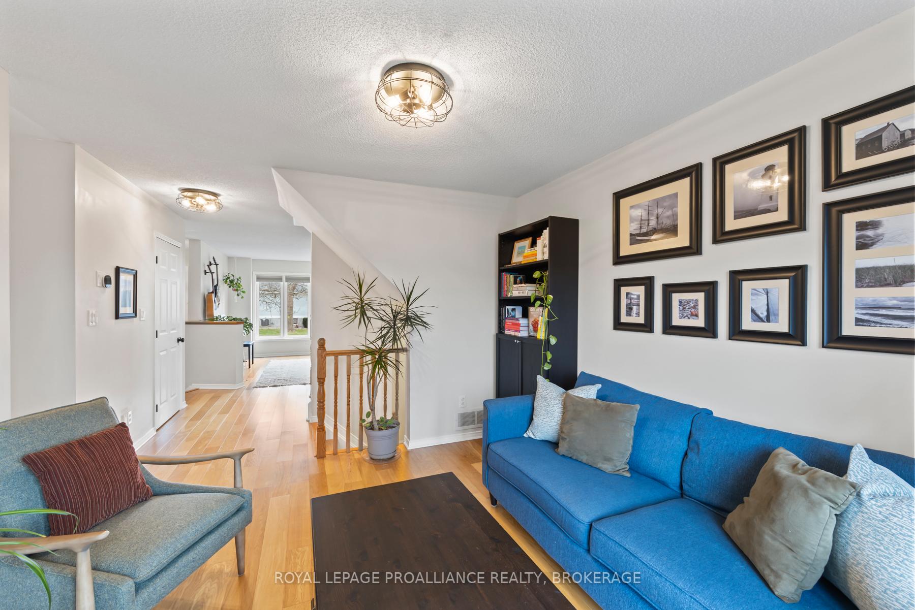 Photo 15 of 64 Dalgleish Avenue, Kingston, Kingston East (Incl Barret Crt) — HOMEH