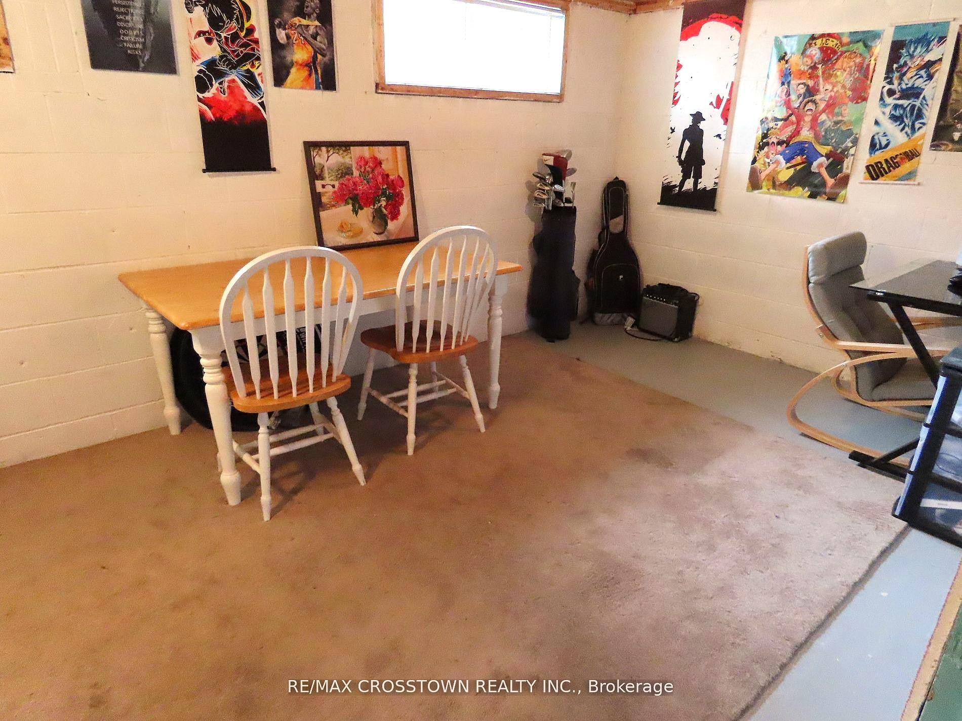 Photo 19 of 1009 Everton Road, Midland — HOMEH