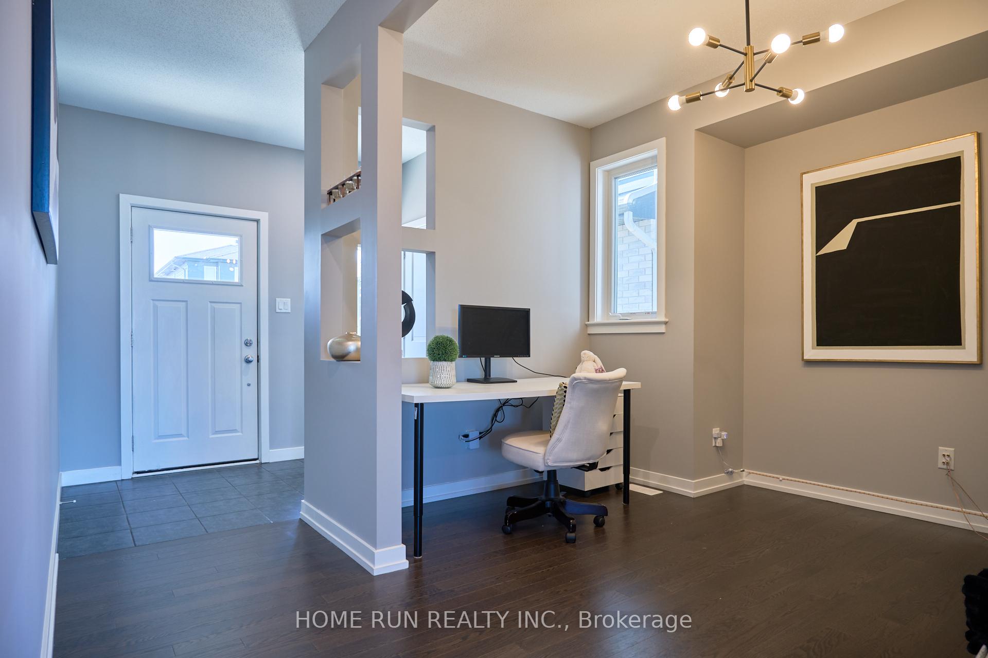 Photo 4 of 212 Condado Crescent, Ottawa, Kanata - Emerald Meadows/Trailwest — HOMEH