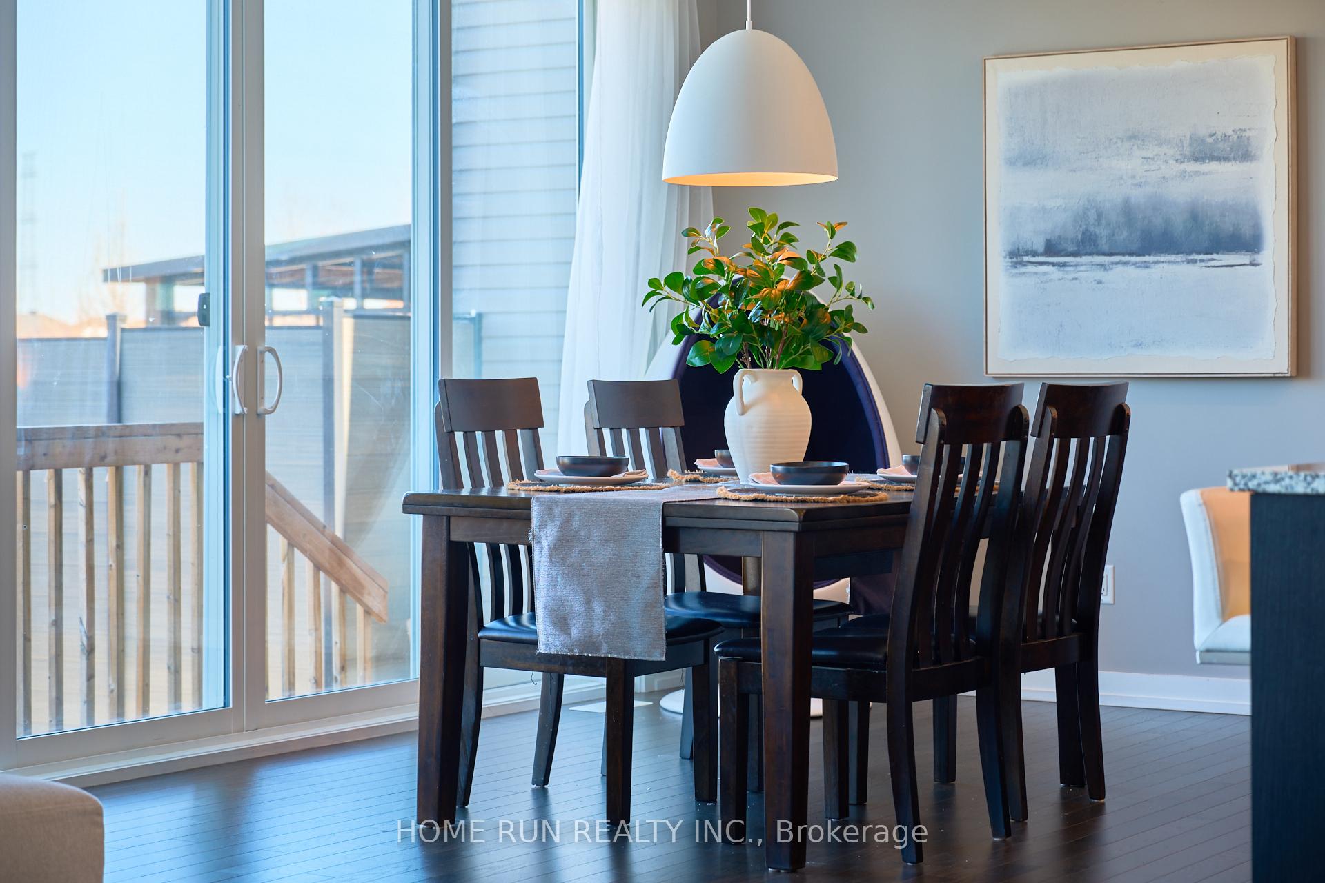 Photo 13 of 212 Condado Crescent, Ottawa, Kanata - Emerald Meadows/Trailwest — HOMEH