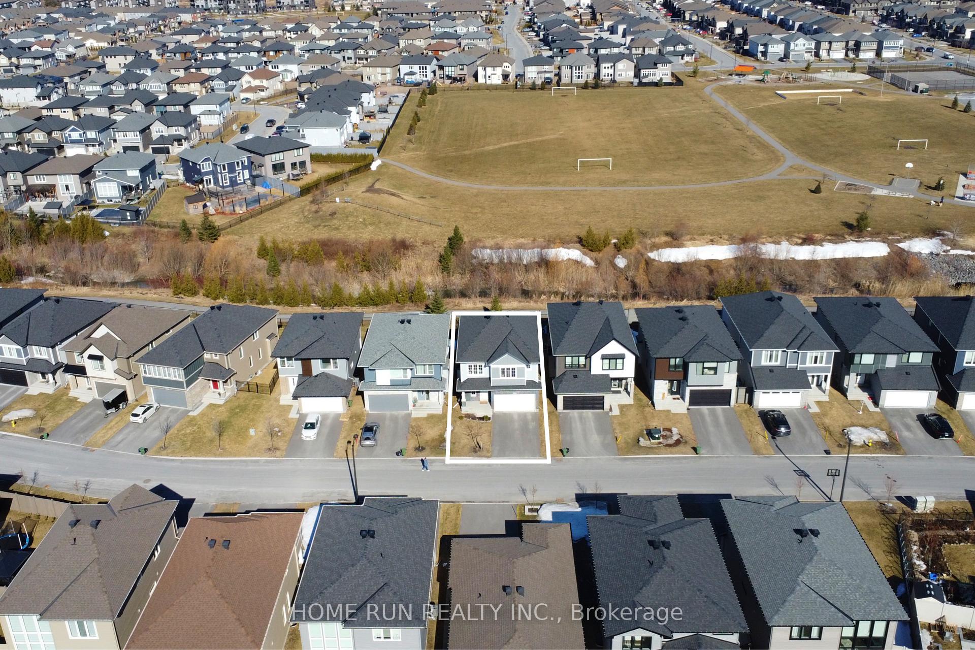 Photo 42 of 212 Condado Crescent, Ottawa, Kanata - Emerald Meadows/Trailwest — HOMEH
