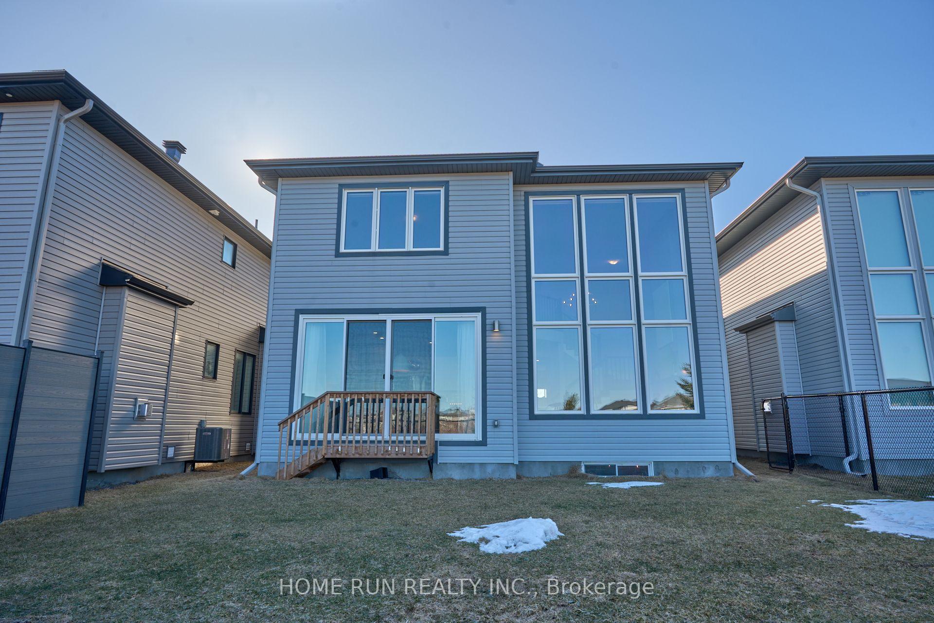 Photo 43 of 212 Condado Crescent, Ottawa, Kanata - Emerald Meadows/Trailwest — HOMEH