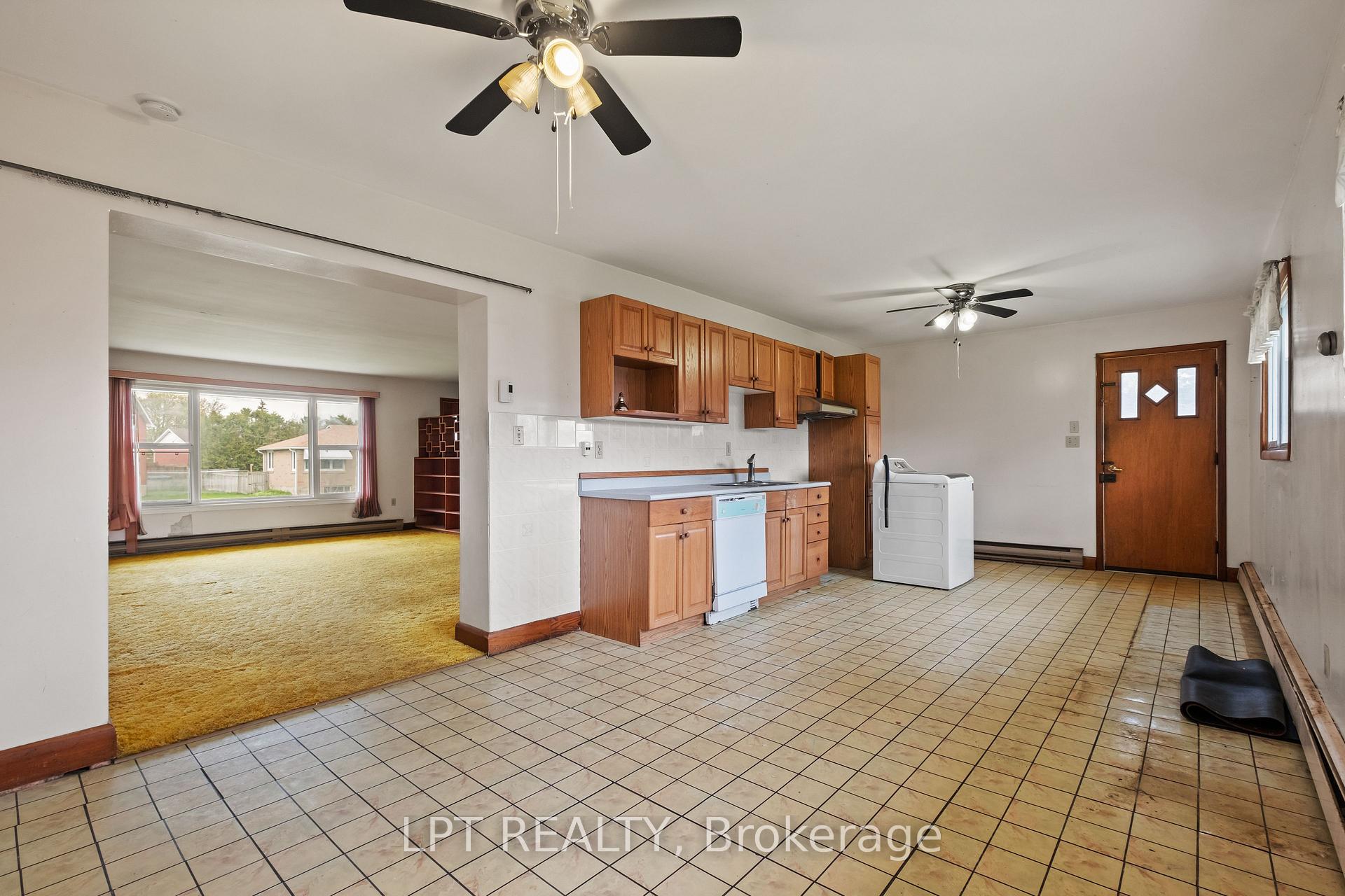 Photo 7 of 32 Jane Avenue, Kingston, West of Sir John A. Blvd — HOMEH