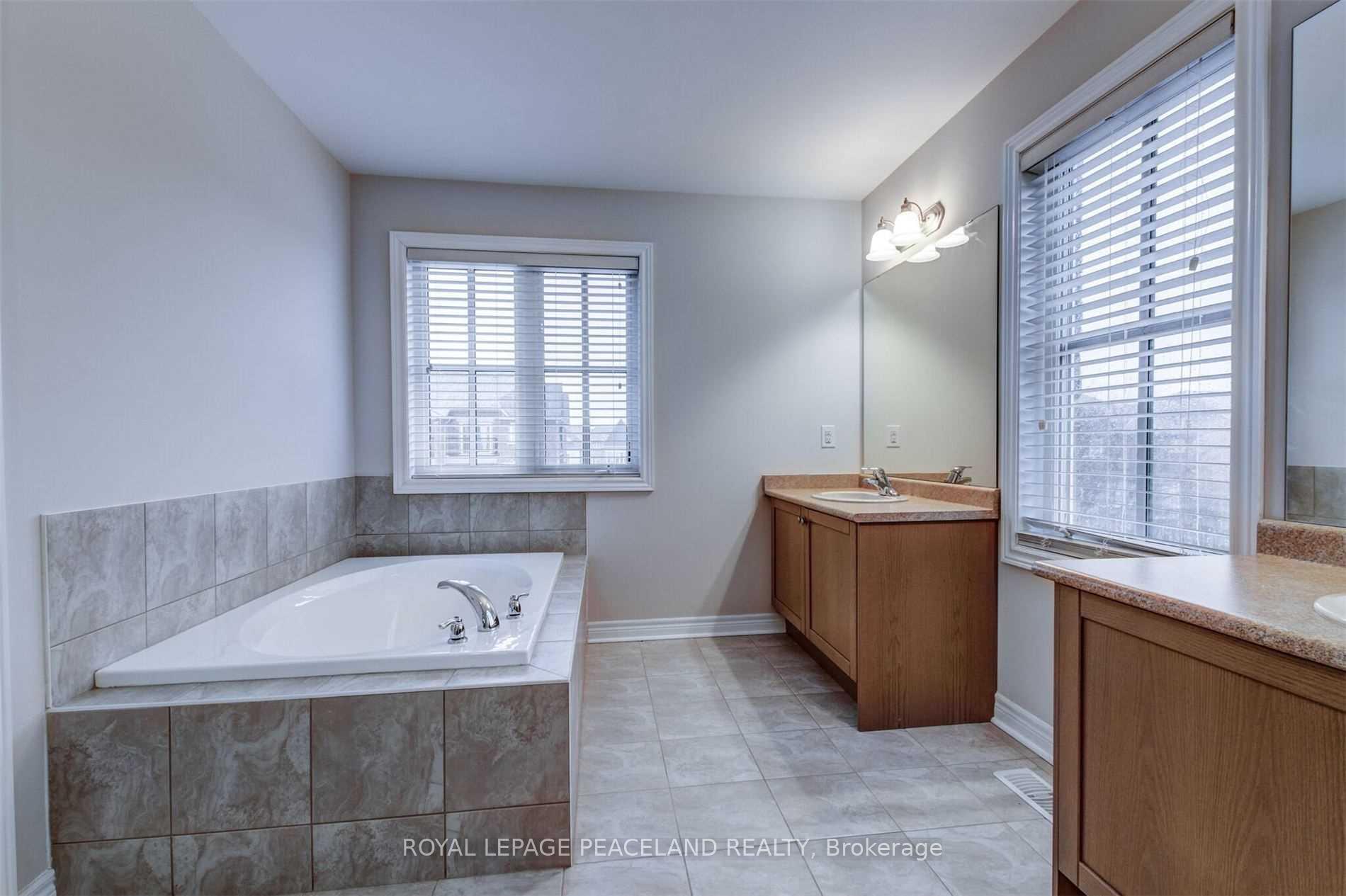Photo 13 of 2938 Elgin Mills Road E, Markham, Victoria Square — HOMEH
