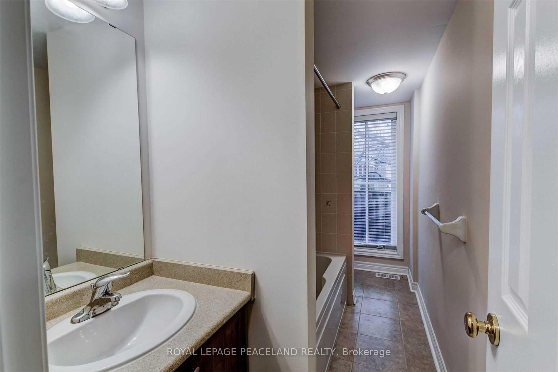 Photo 18 of 2938 Elgin Mills Road E, Markham, Victoria Square — HOMEH