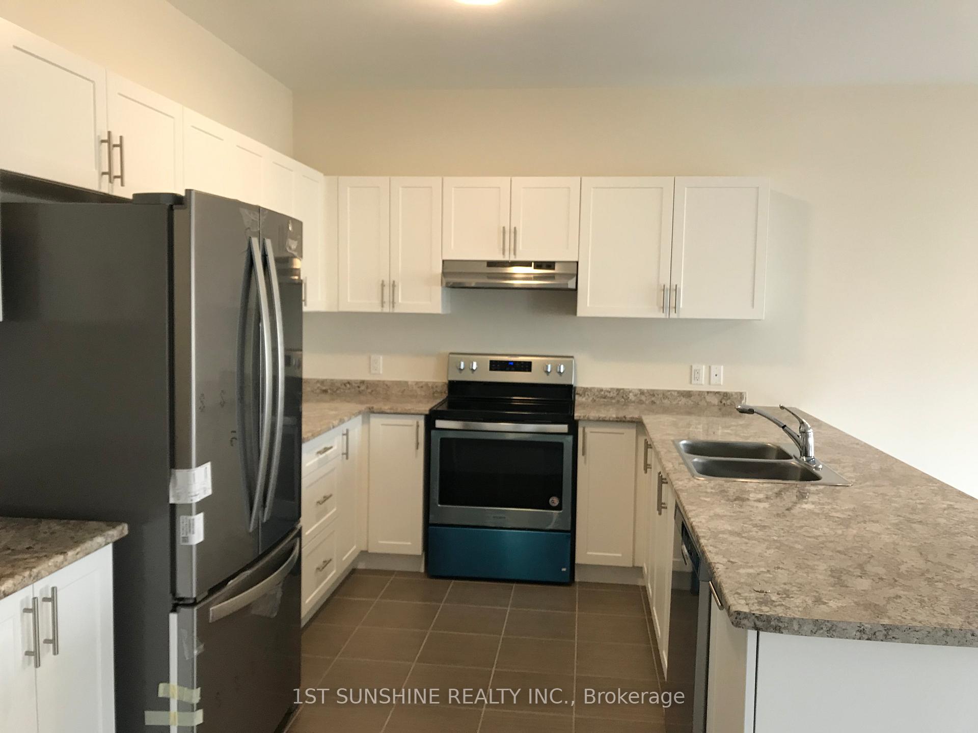 Photo 4 of 40 Bethune Avenue, Hamilton, Rural Glanbrook — HOMEH