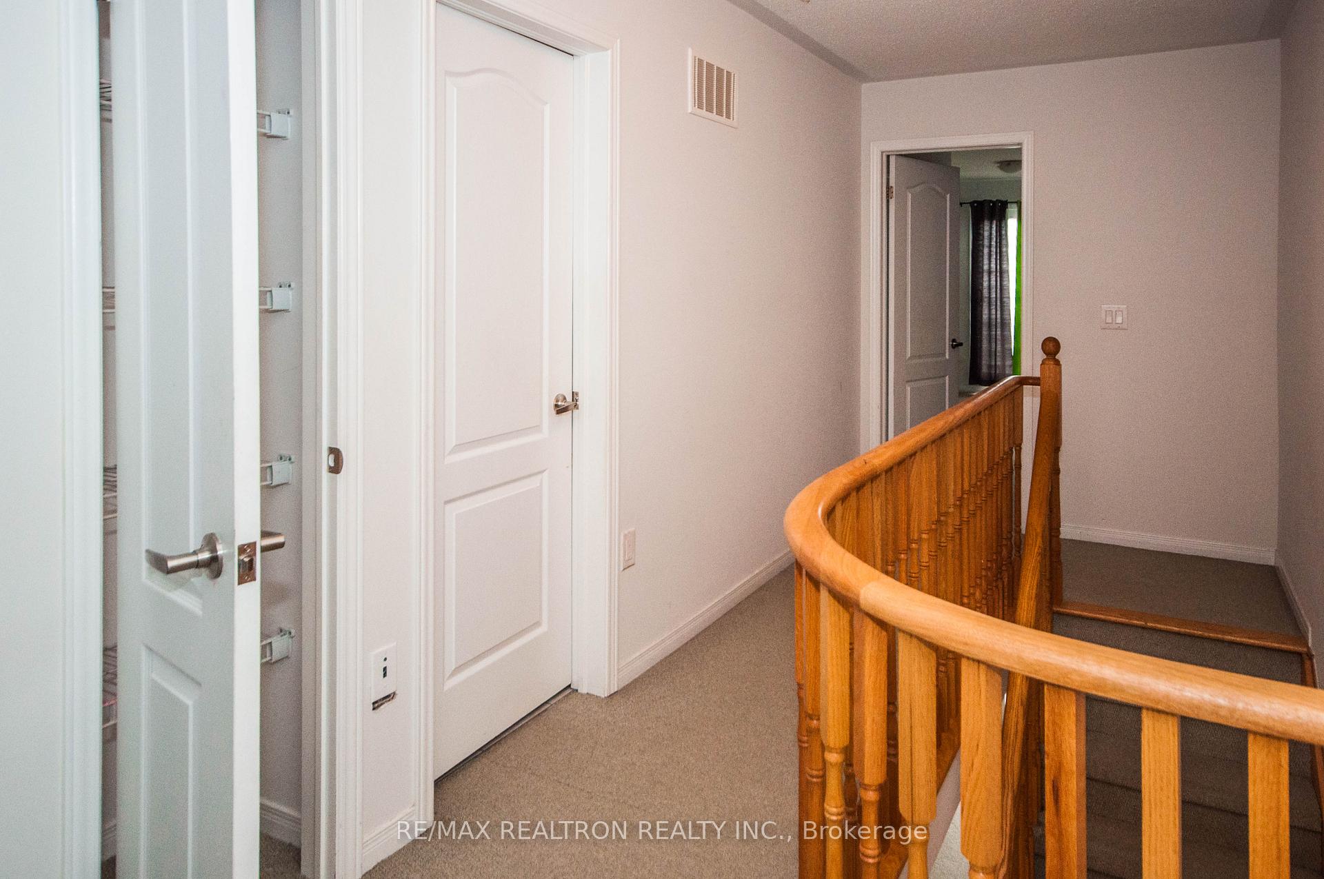Photo 6 of 46 Truchard Avenue, Markham, Berczy — HOMEH
