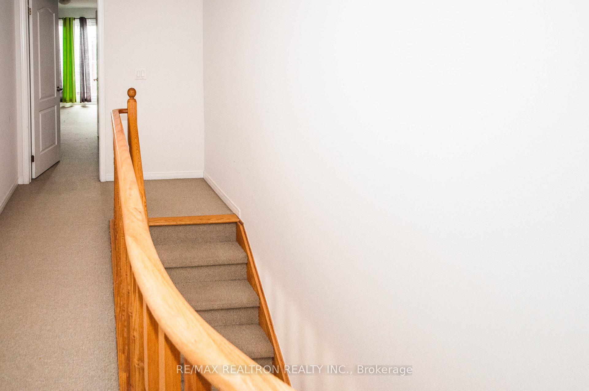 Photo 7 of 46 Truchard Avenue, Markham, Berczy — HOMEH