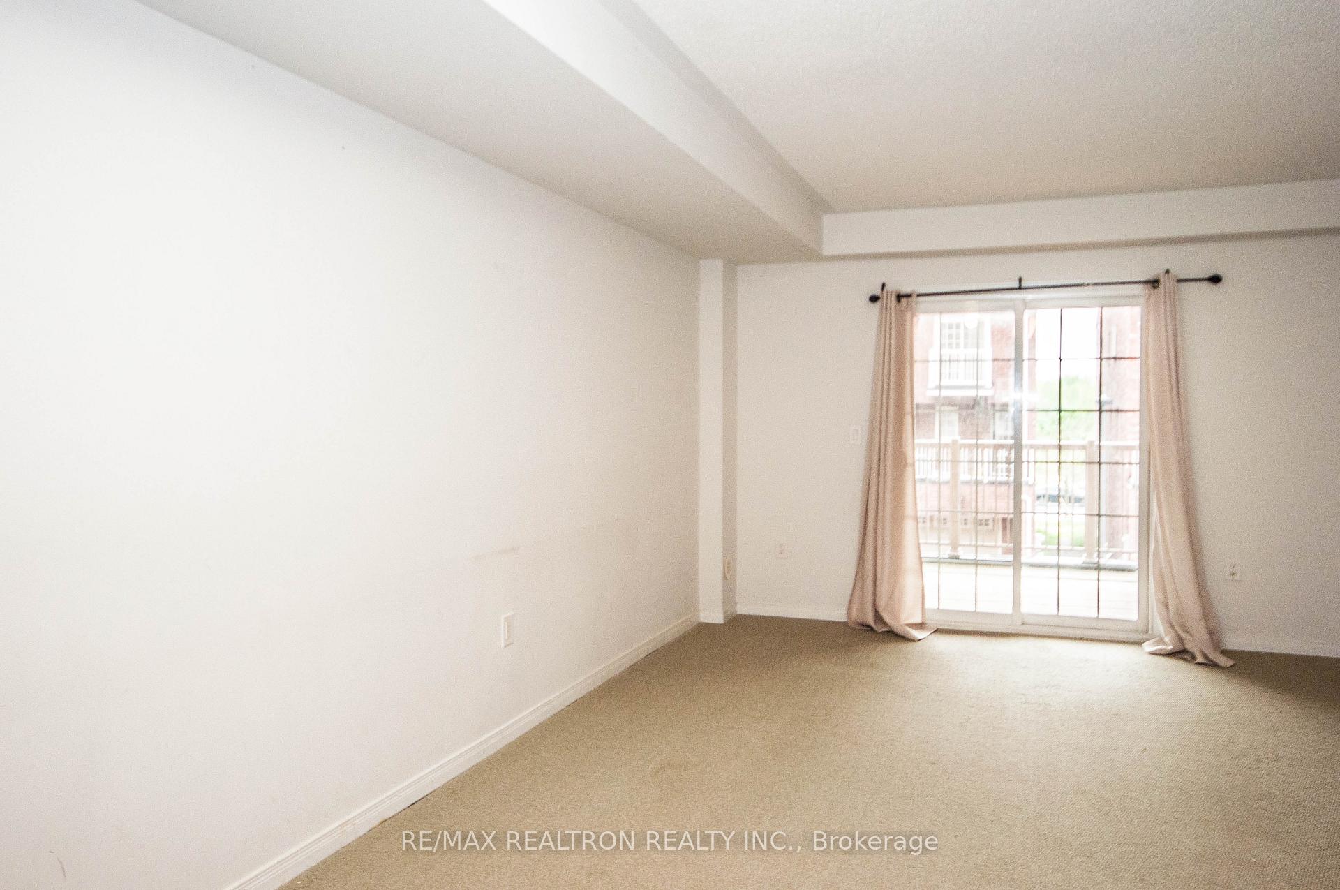 Photo 12 of 46 Truchard Avenue, Markham, Berczy — HOMEH