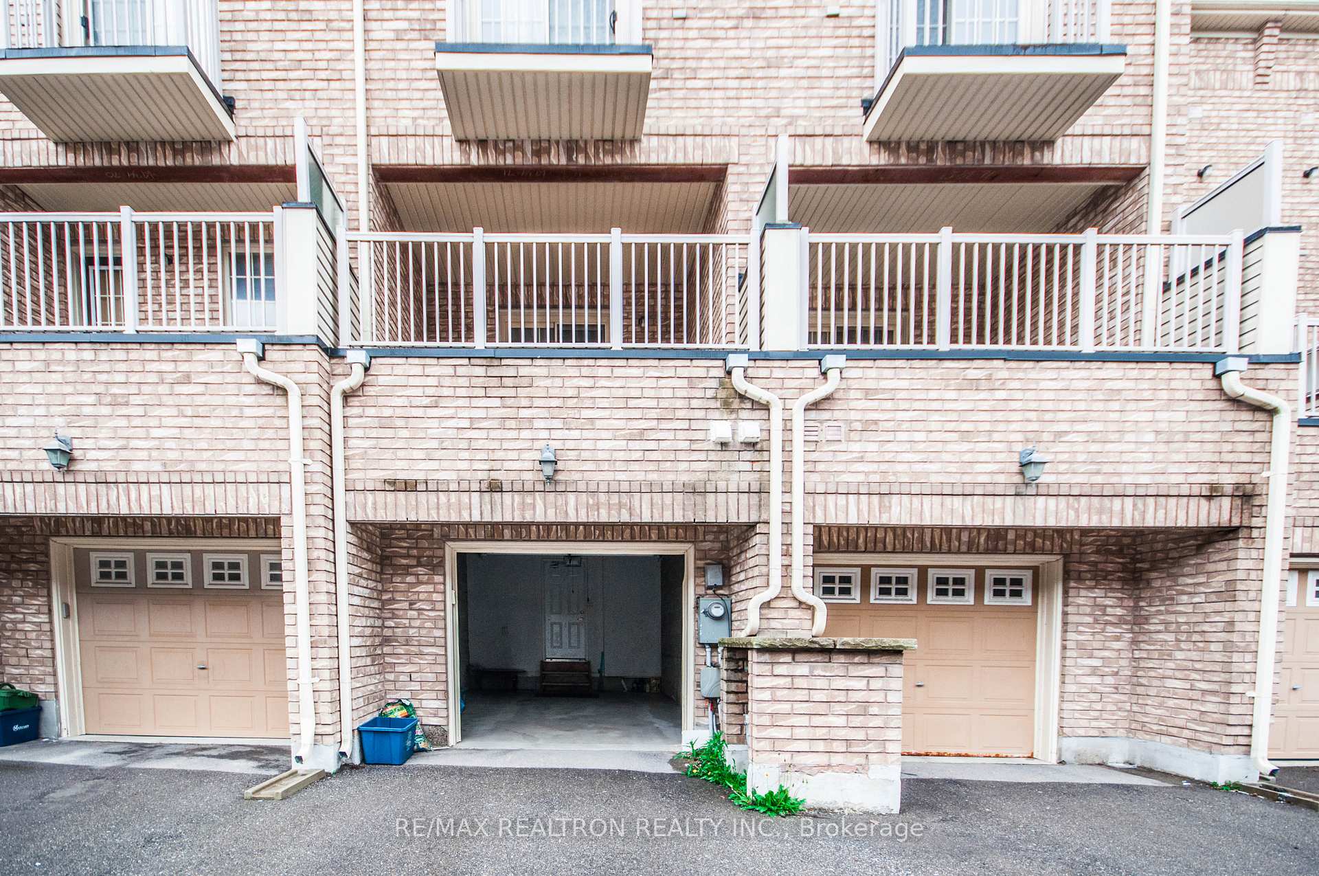 Photo 16 of 46 Truchard Avenue, Markham, Berczy — HOMEH