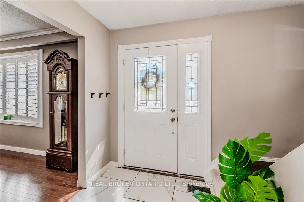 Photo 7 of 60 Silverspring Crescent, Kitchener — HOMEH