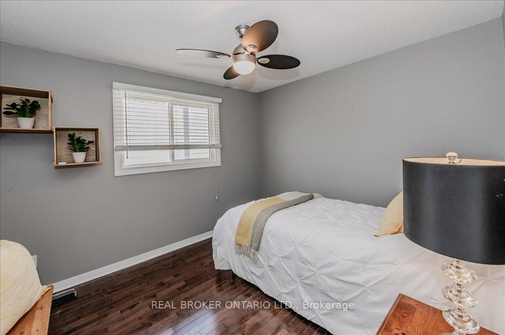 Photo 24 of 60 Silverspring Crescent, Kitchener — HOMEH