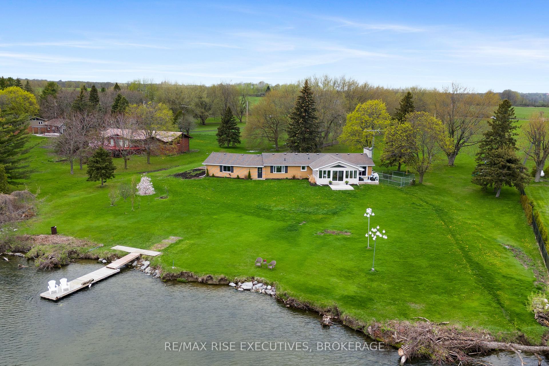 Photo 1 of 25 Aragon Road, Kingston, City North of 401 — HOMEH