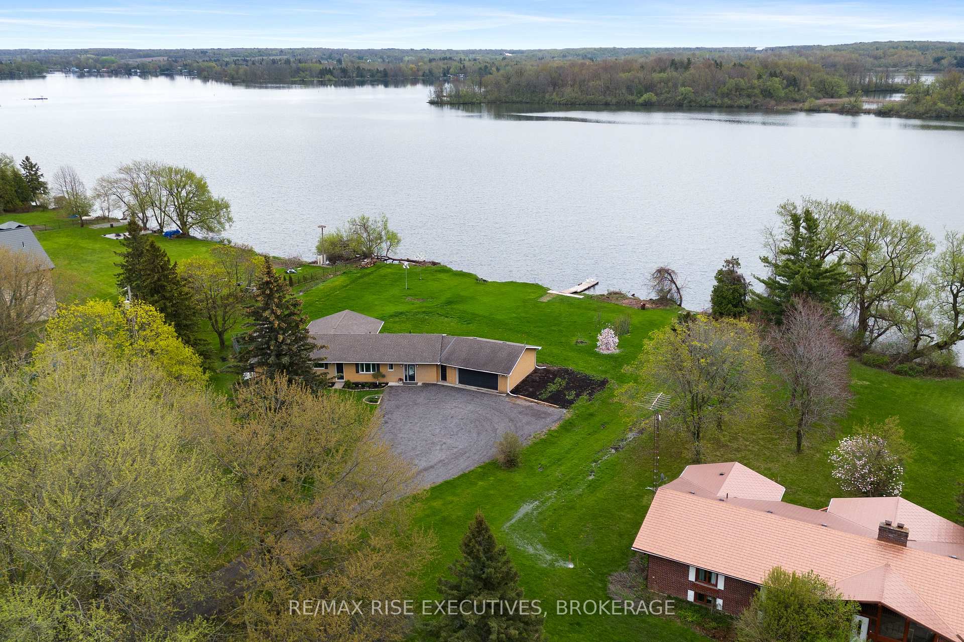 Photo 4 of 25 Aragon Road, Kingston, City North of 401 — HOMEH