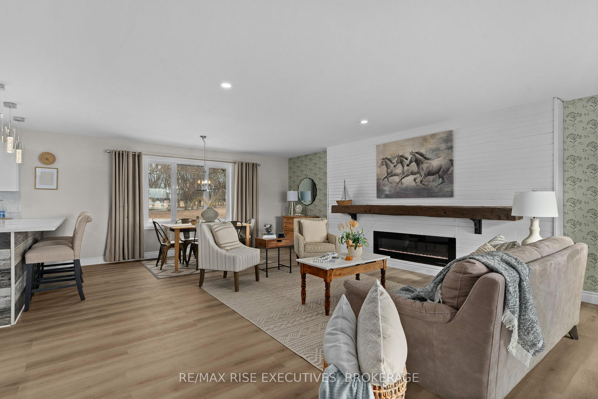 Photo 17 of 25 Aragon Road, Kingston, City North of 401 — HOMEH