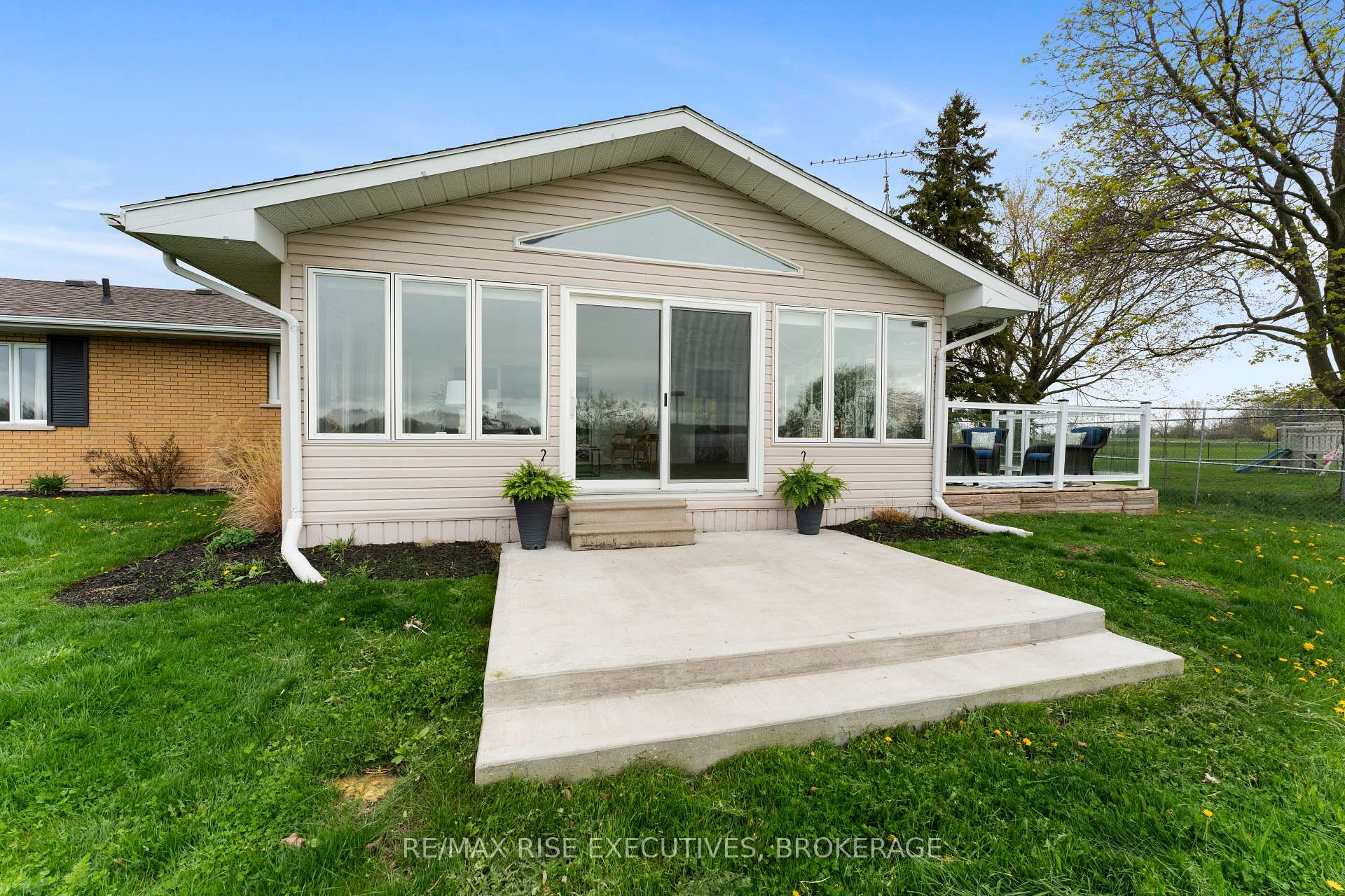 Photo 34 of 25 Aragon Road, Kingston, City North of 401 — HOMEH