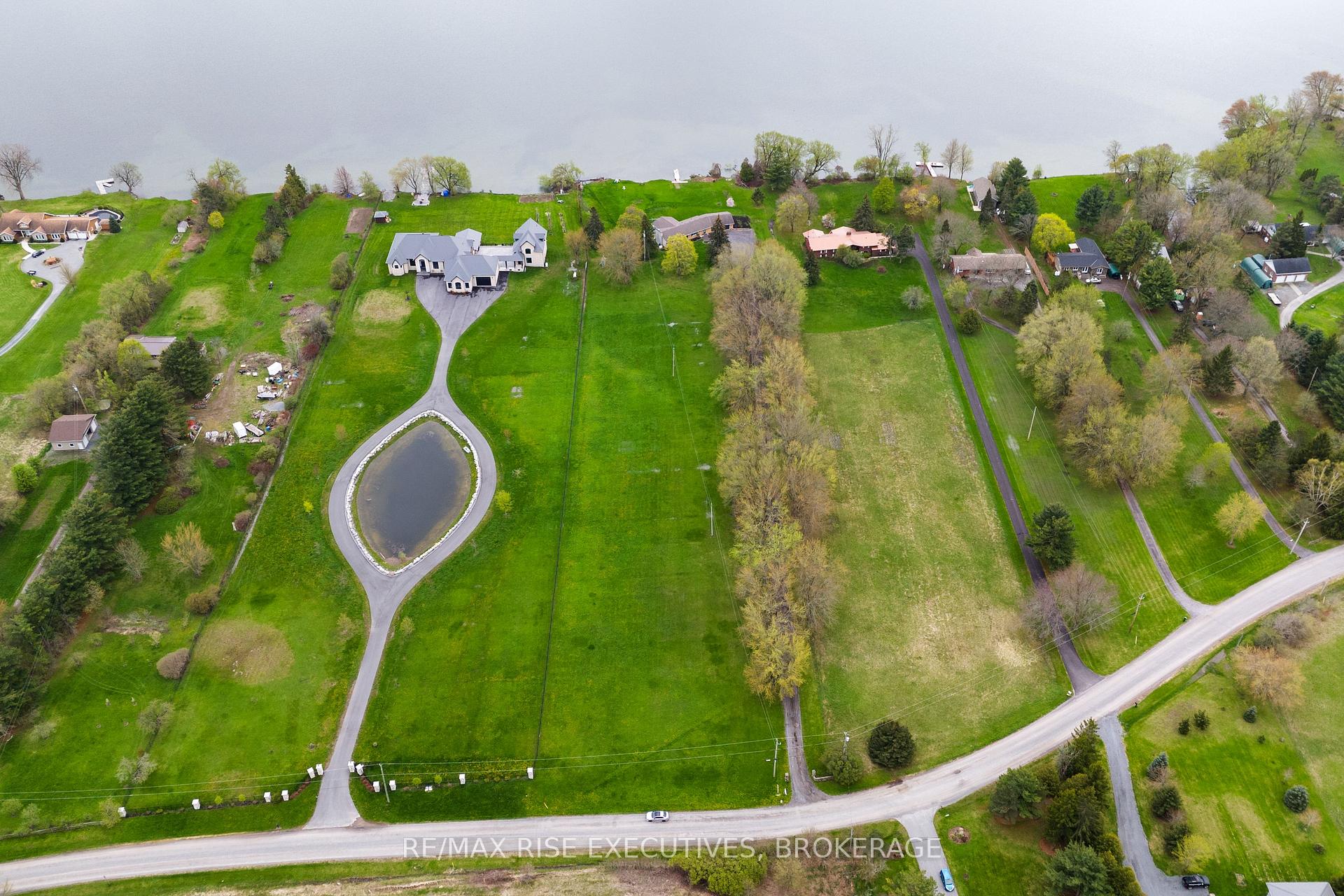 Photo 37 of 25 Aragon Road, Kingston, City North of 401 — HOMEH