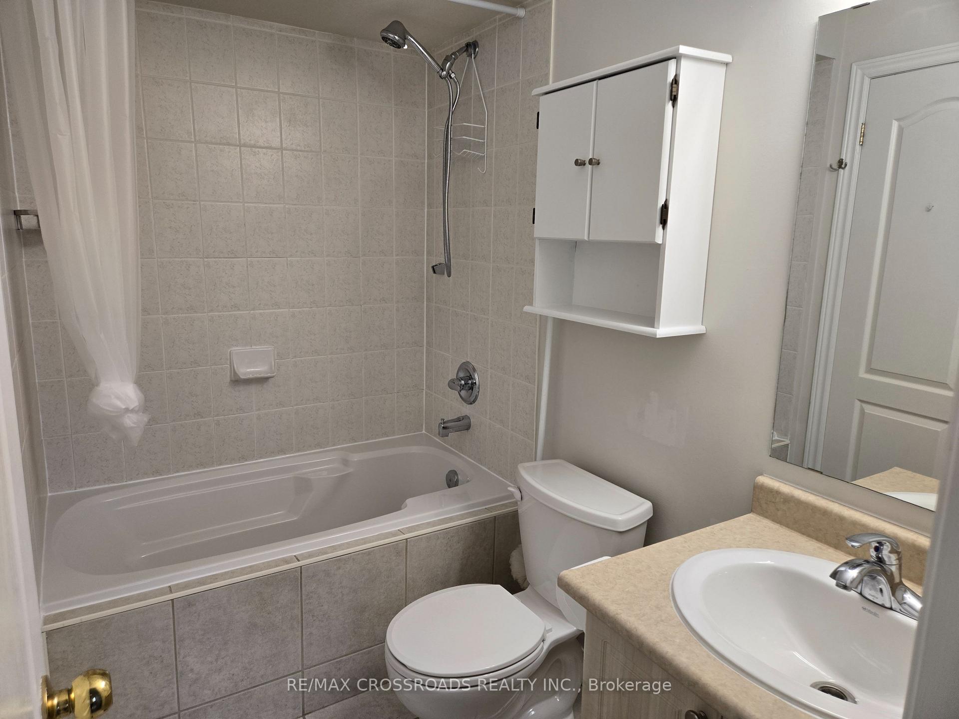Photo 18 of 2922 Bur Oak Avenue, Markham, Cornell — HOMEH