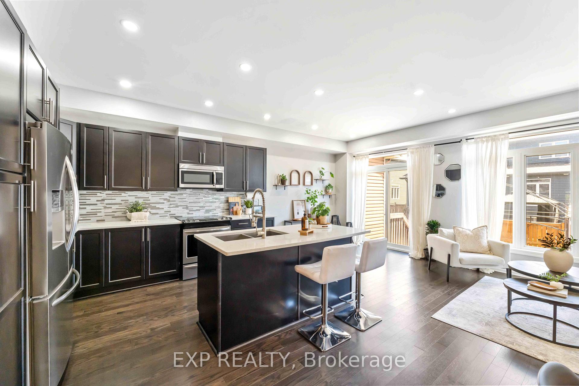 Photo 9 of 329 Tulum Crescent, Ottawa, Kanata - Emerald Meadows/Trailwest — HOMEH