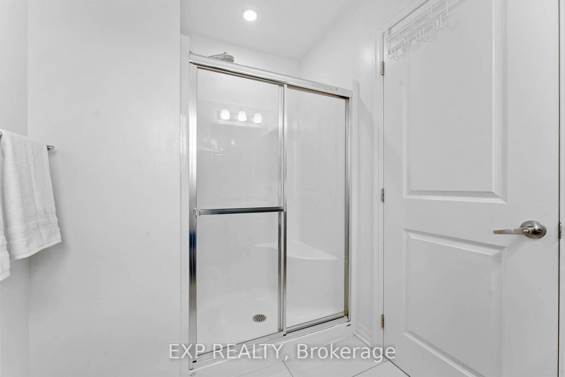 Photo 13 of 329 Tulum Crescent, Ottawa, Kanata - Emerald Meadows/Trailwest — HOMEH