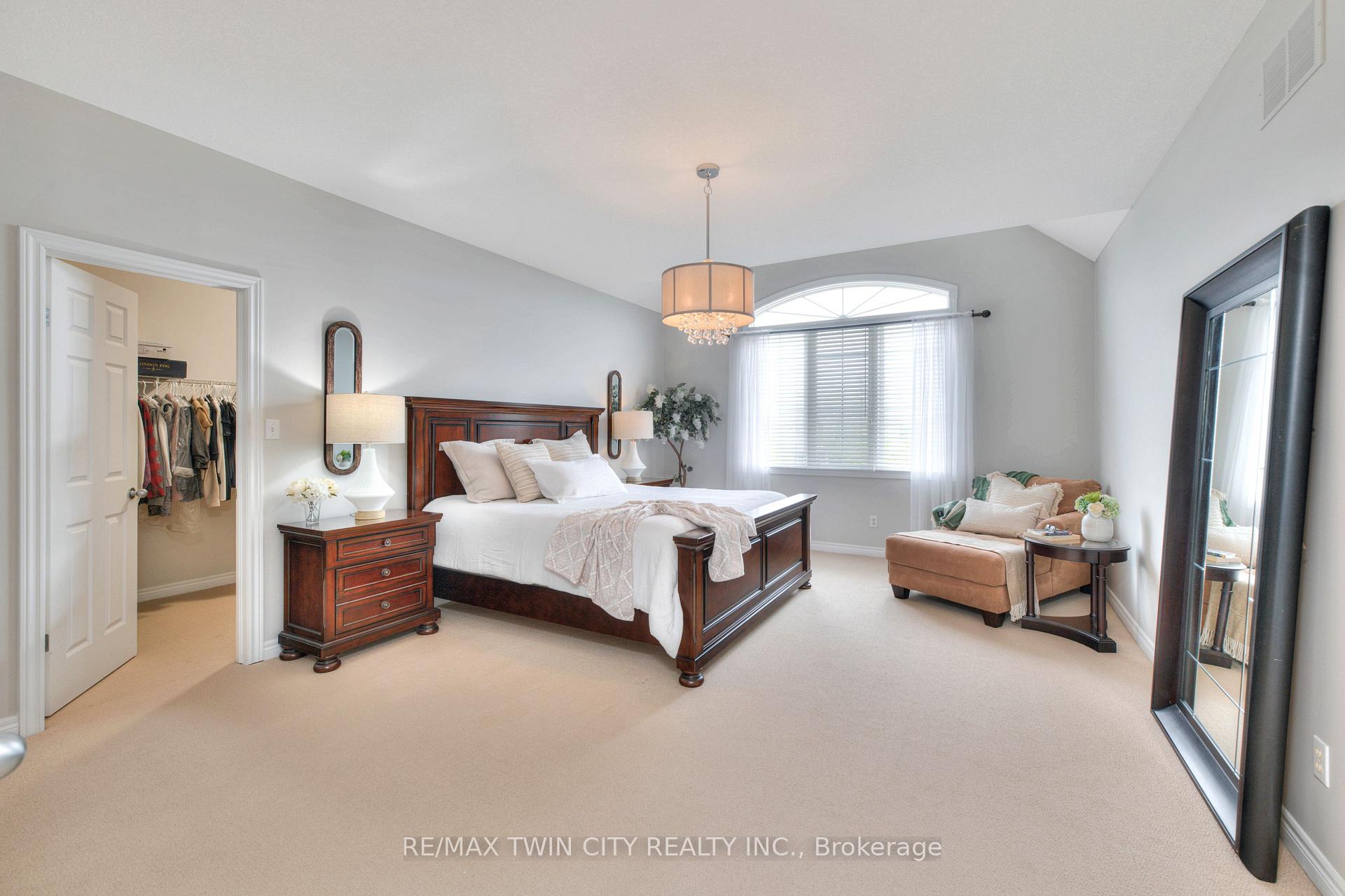 Photo 27 of 929 Manorbrook Court, Kitchener — HOMEH
