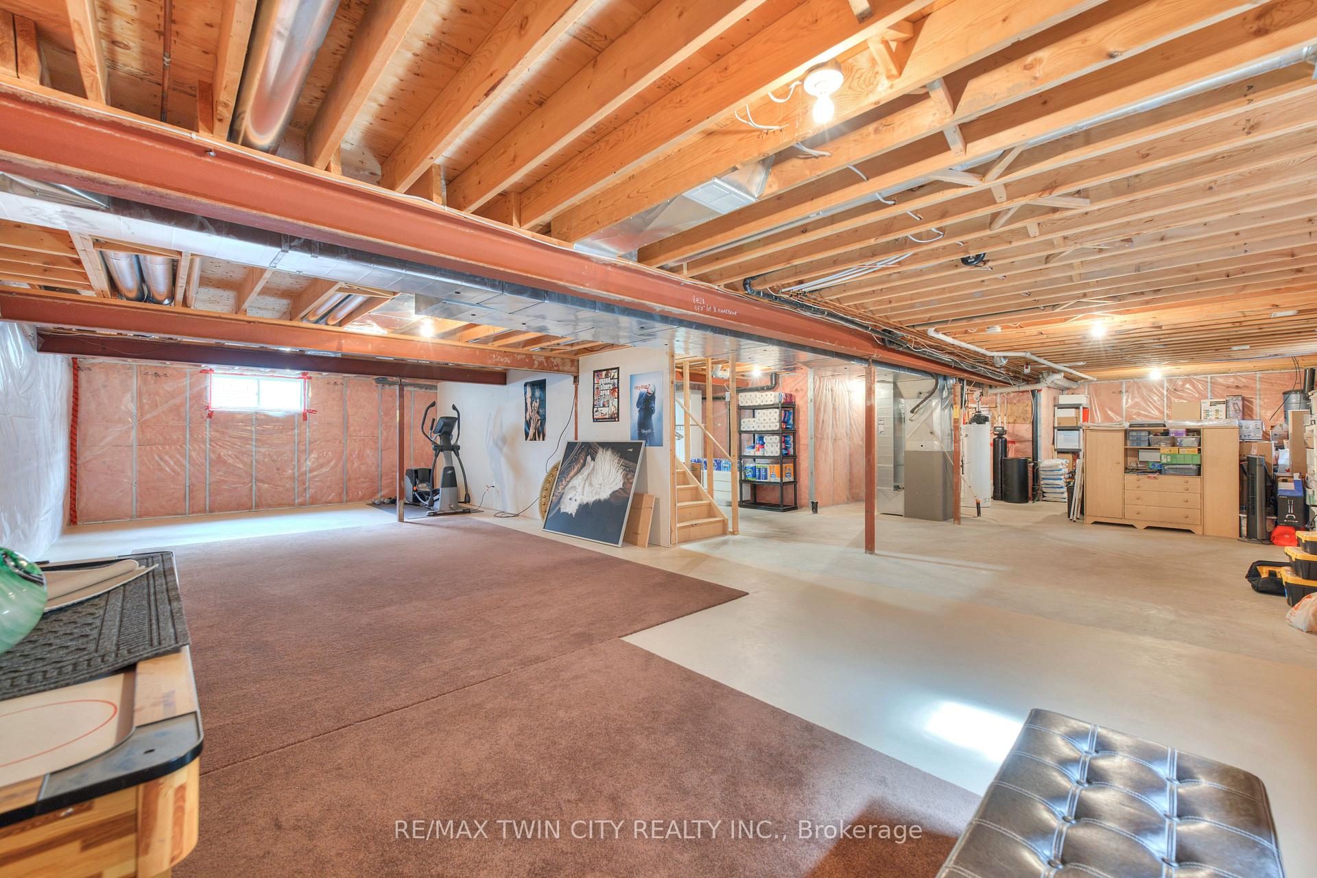 Photo 35 of 929 Manorbrook Court, Kitchener — HOMEH