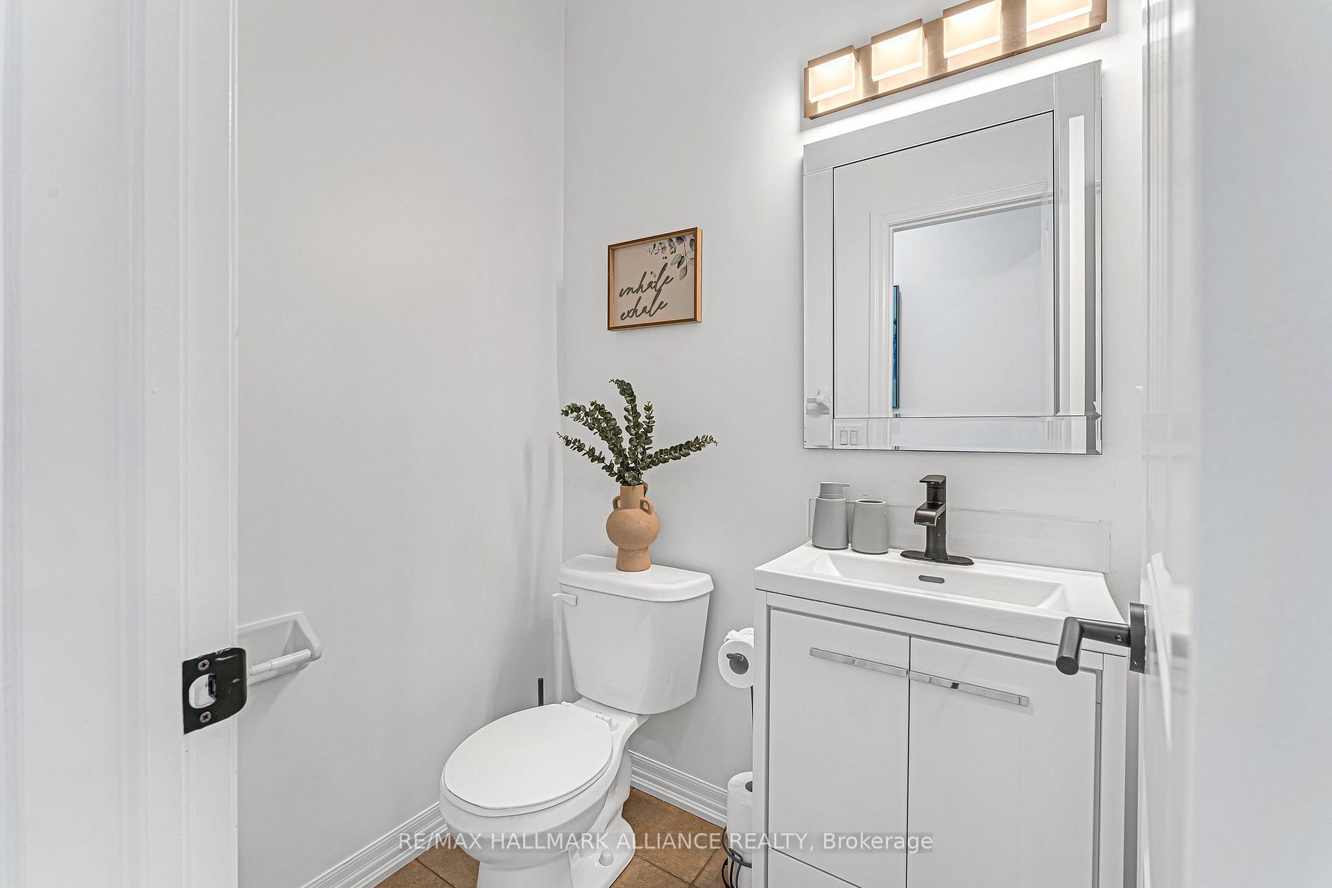 Photo 5 of 220 Duncan Lane, Milton, Scott — HOMEH
