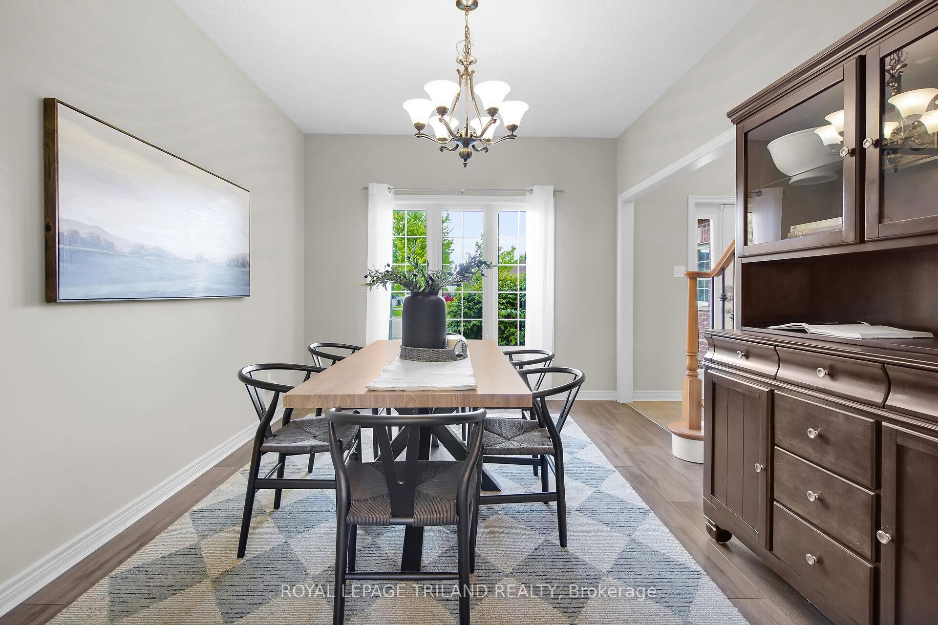 Photo 5 of 30 Willard Crescent, Middlesex Centre, Kilworth — HOMEH